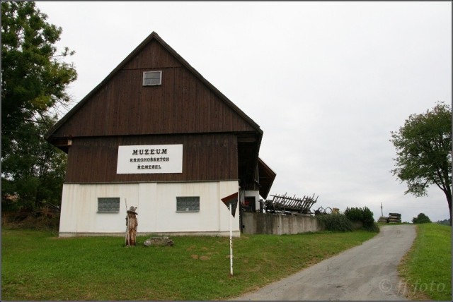 MUZEUM KRKONOŠSKÝCH ŘEMESEL