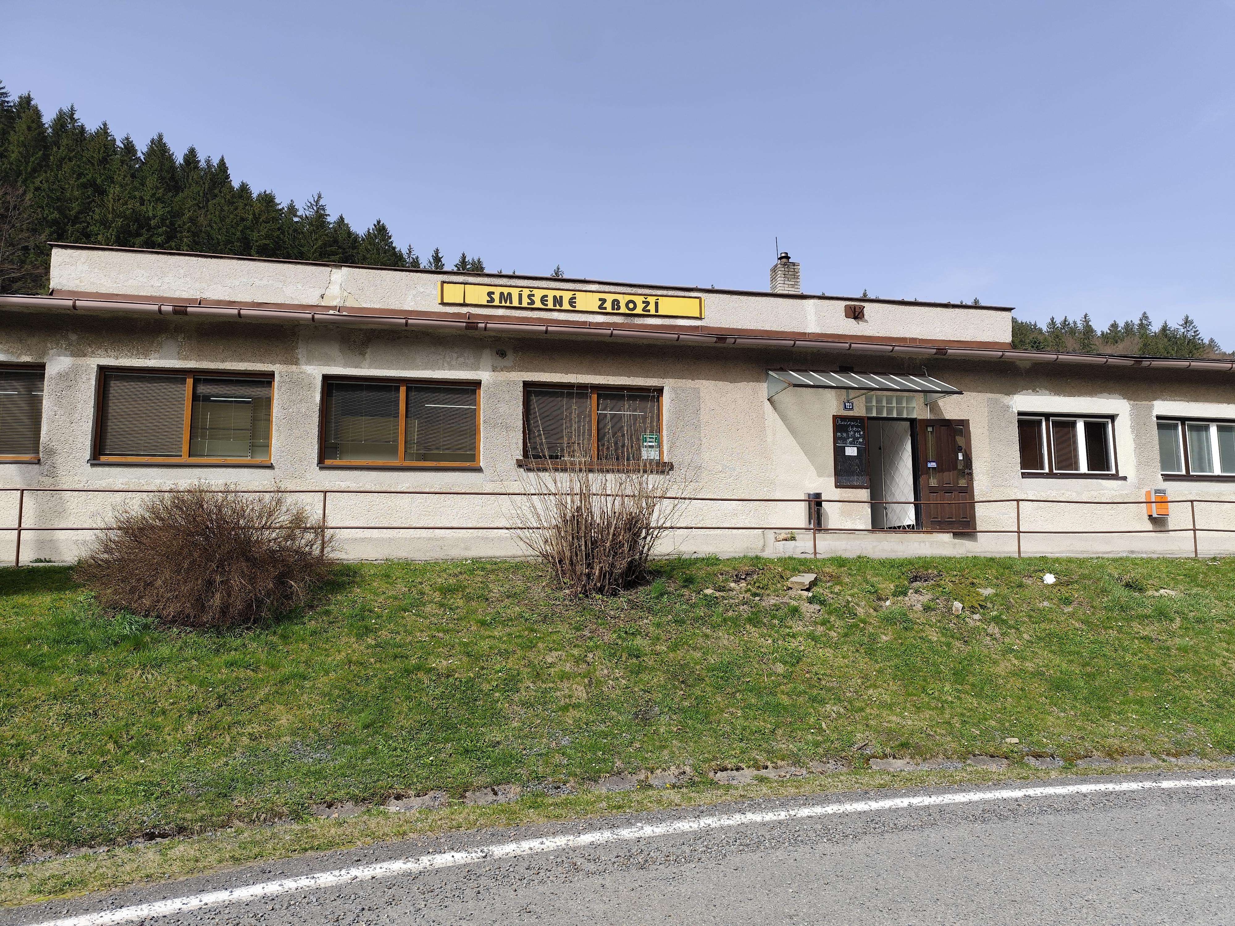 HRUŠKA - Helena Turoňová foto 4