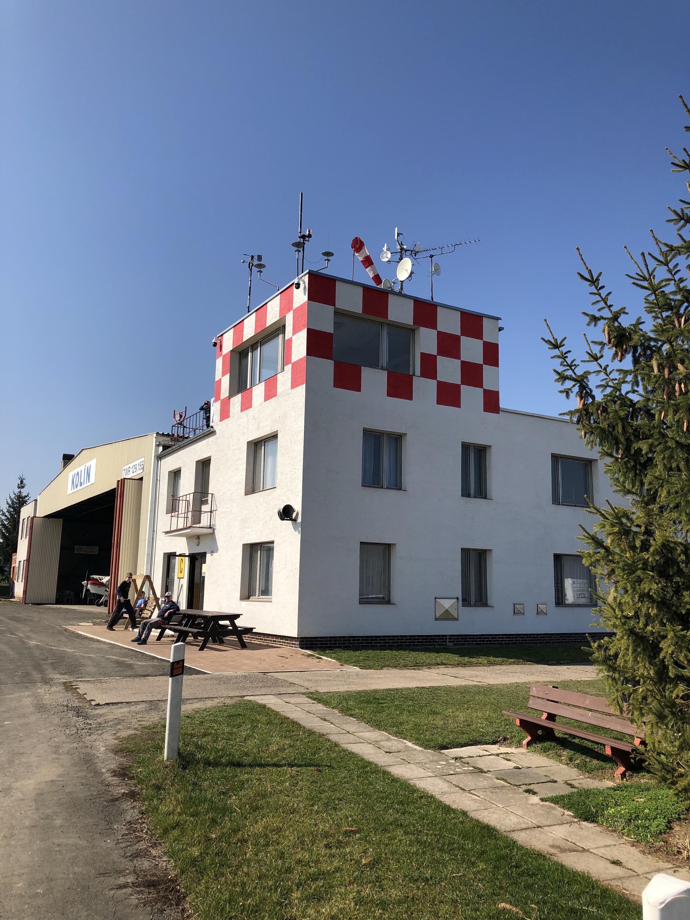 Aeroklub Kolín - letiště Kolín foto 6