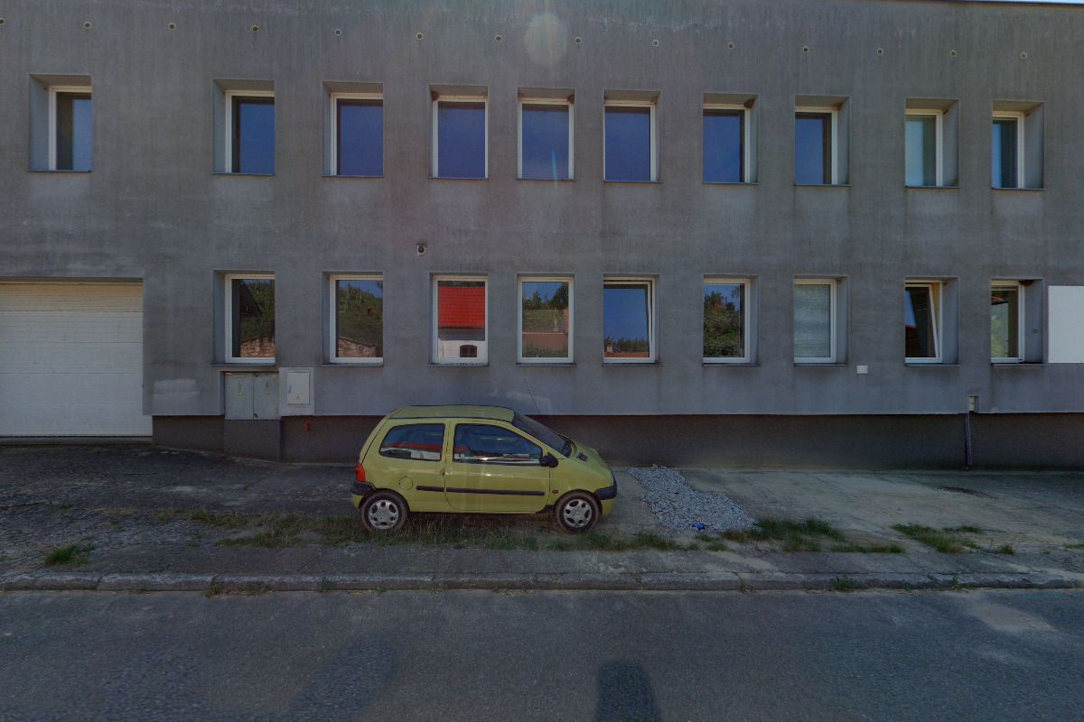 Stavební firma ISOLEX | zateplení fasád, foukaná izolace, půjčovna lešení