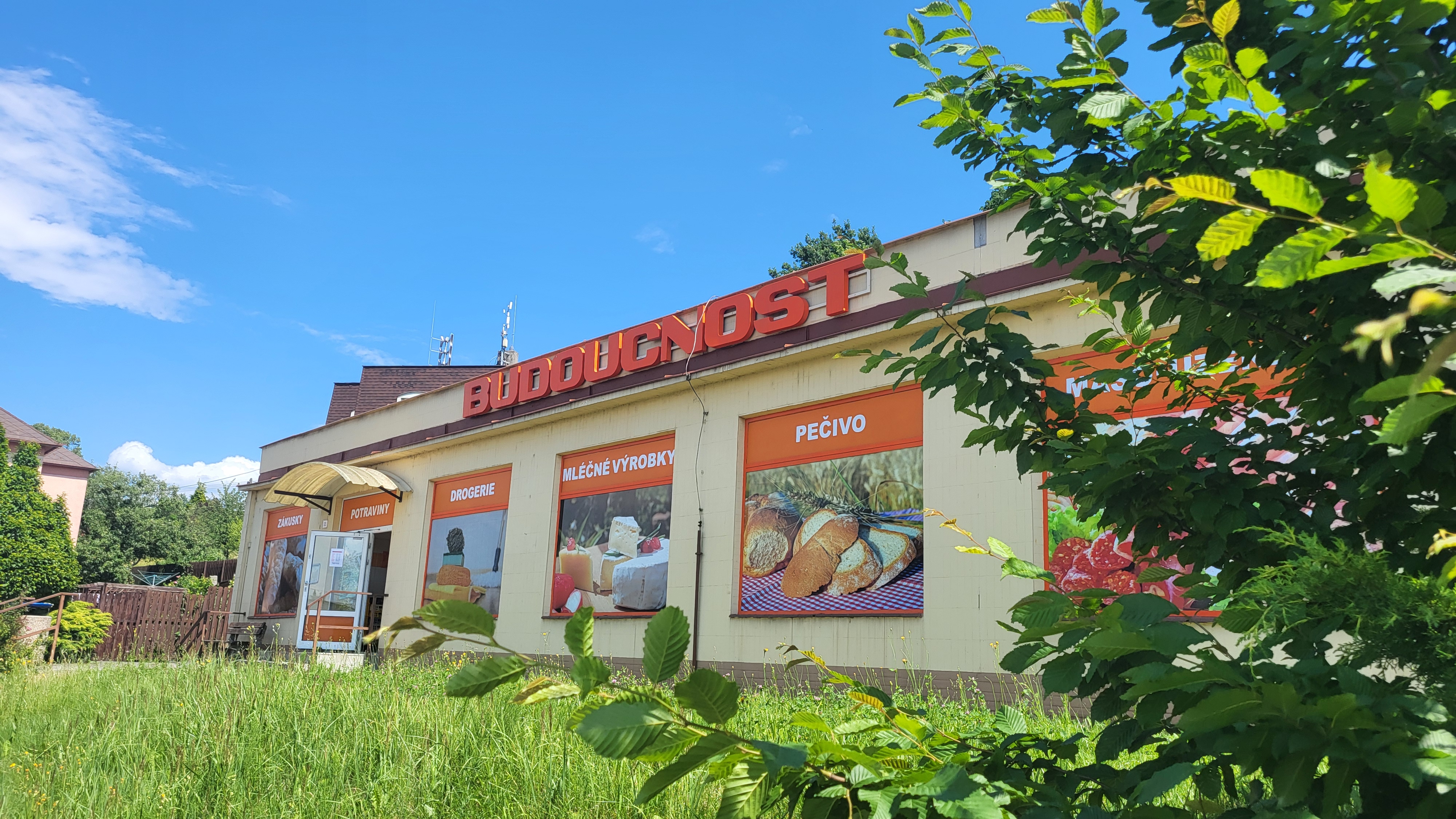 BUDOUCNOST, spotřební družstvo v Ostravě