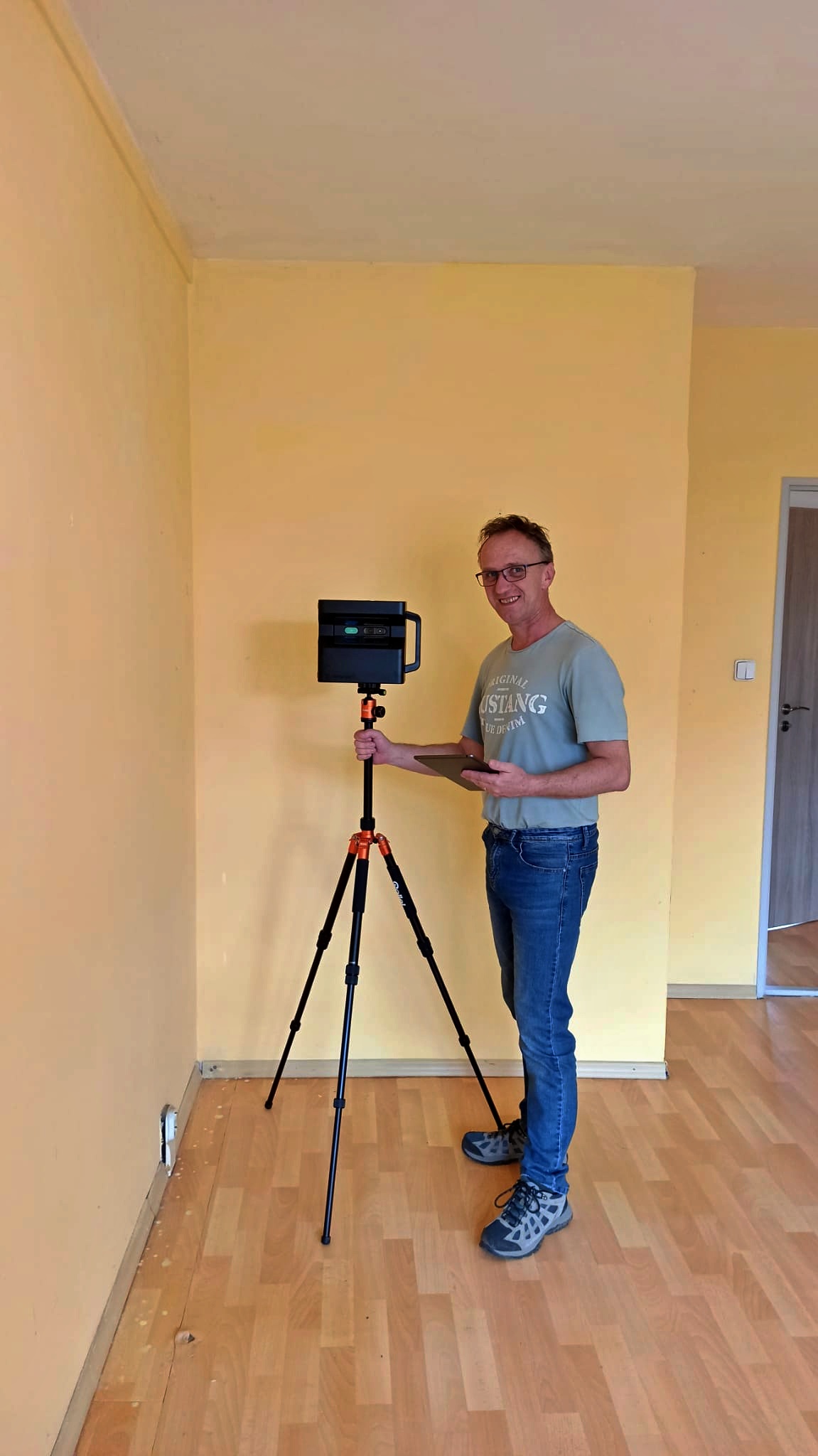 Zdeněk Suchý Foto/Video foto 2