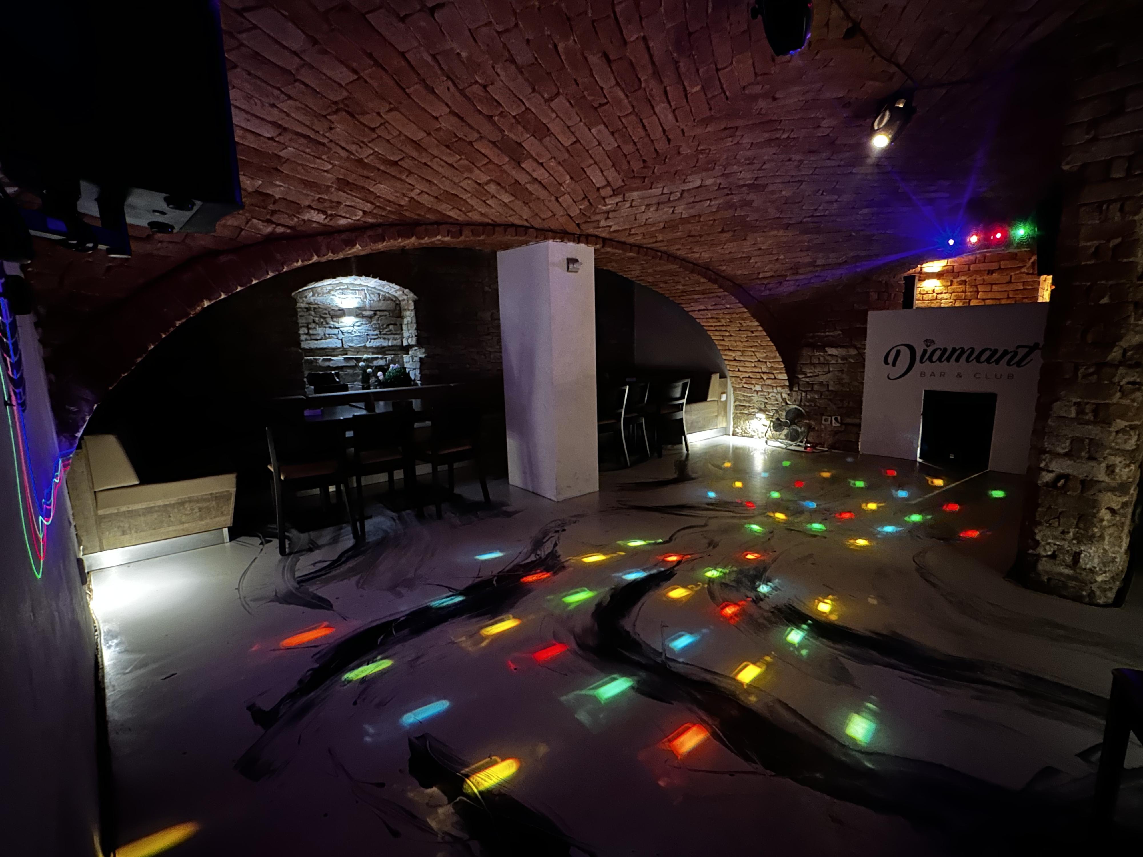 Smokers´ Club DIAMANT bar & club foto 6