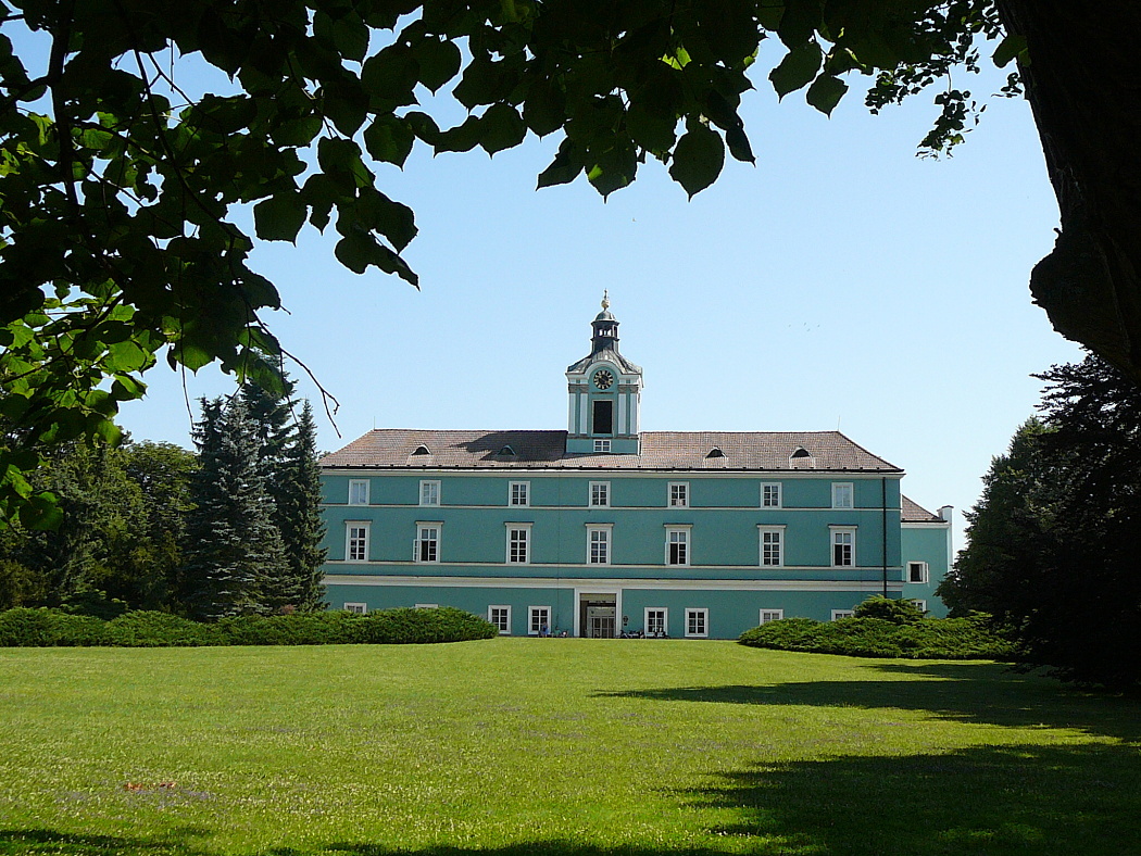 Státní zámek Dačice foto 4