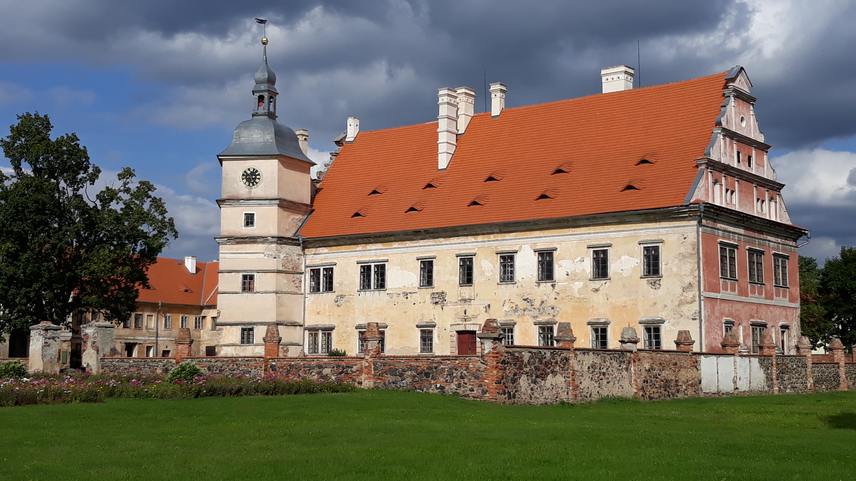 Státní zámek Červené Poříčí