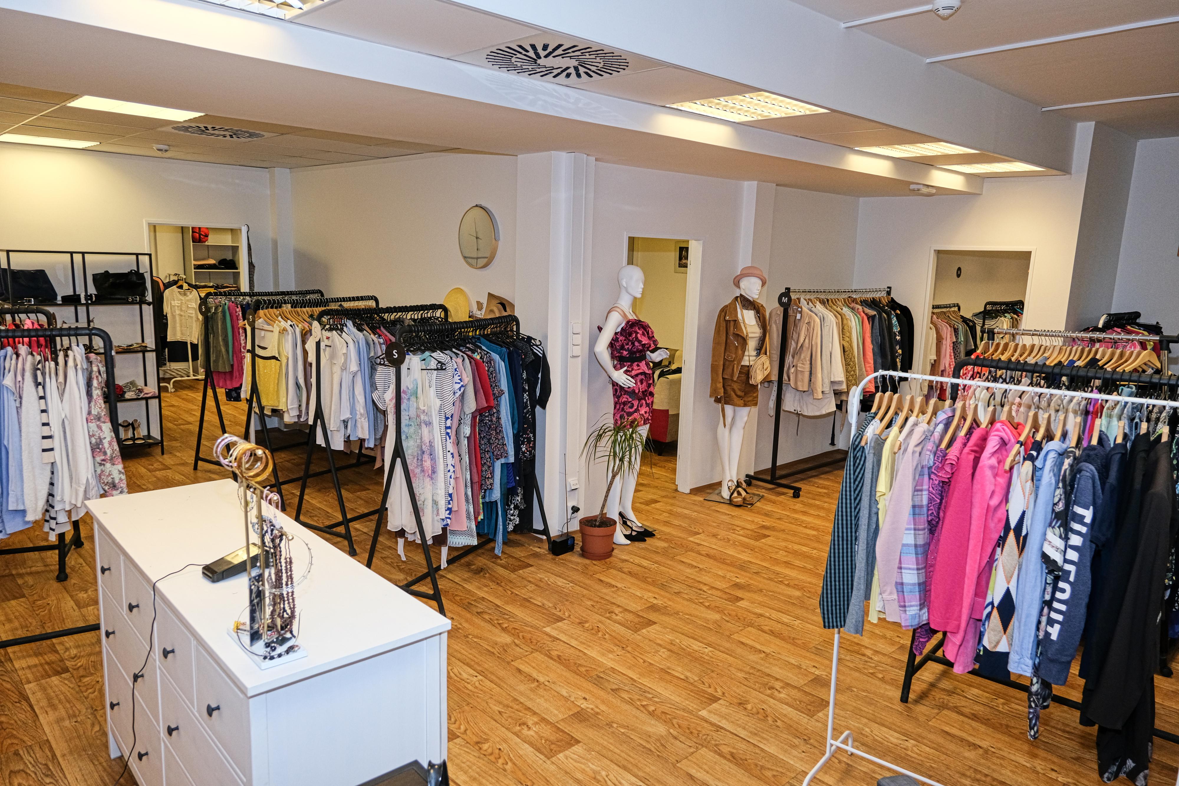 Fashion Charity Shop foto 3