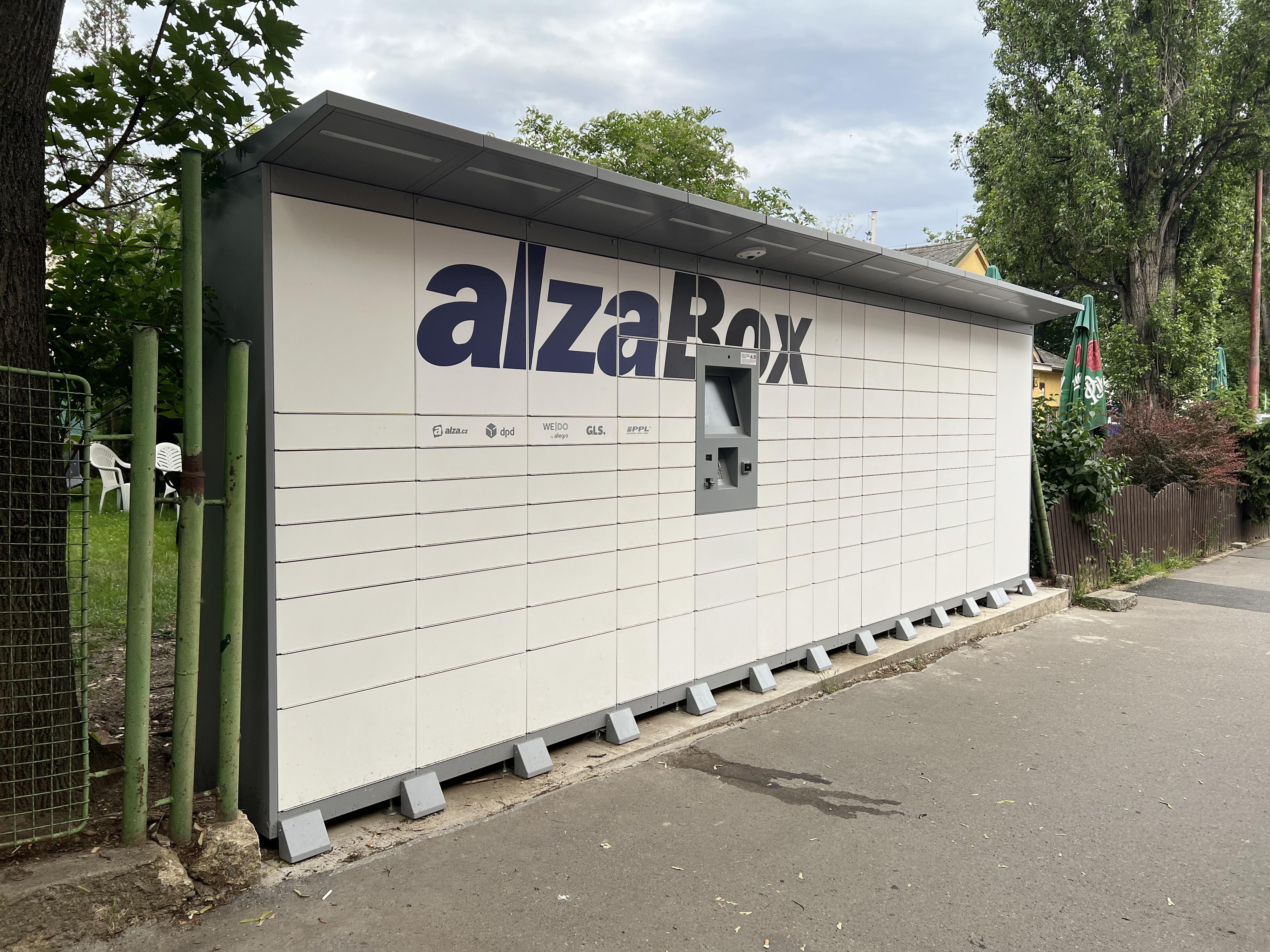 AlzaBox