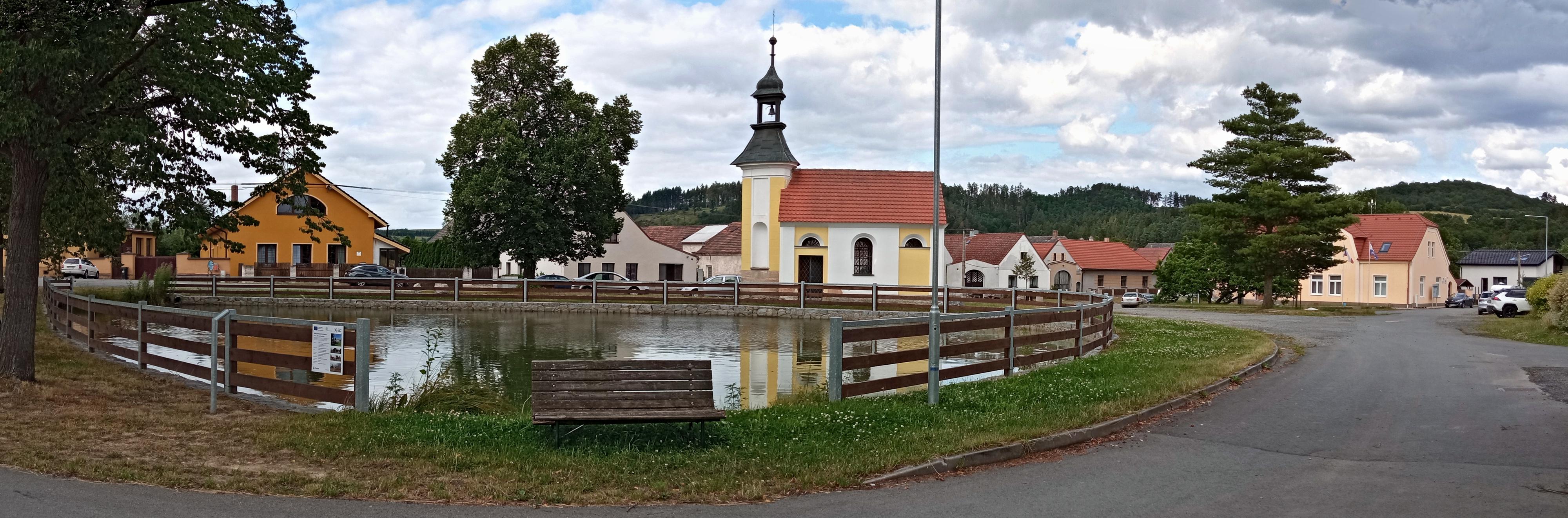 Nadryby - obecní úřad foto 2