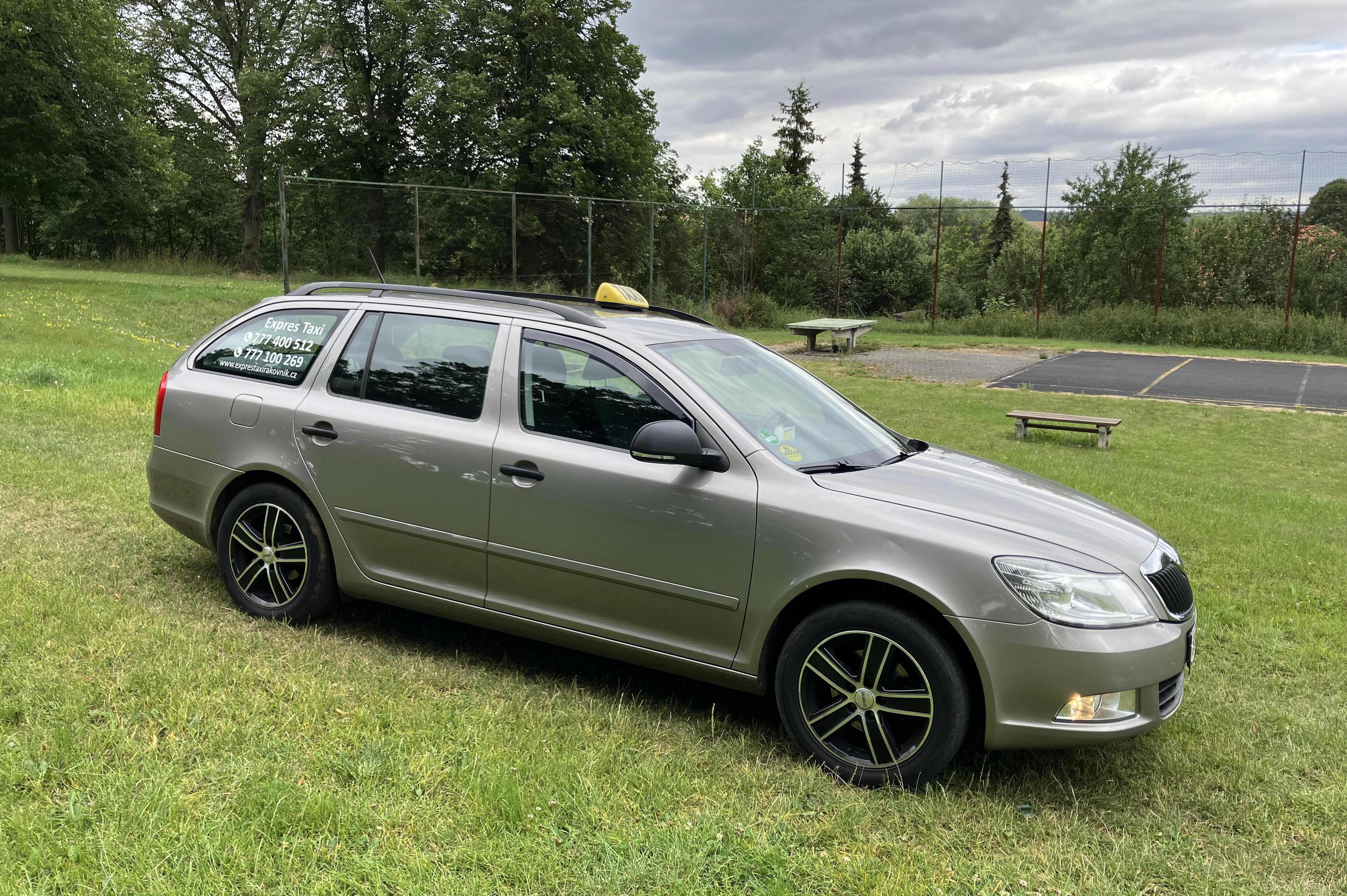 EXPRES TAXI RAKOVNÍK