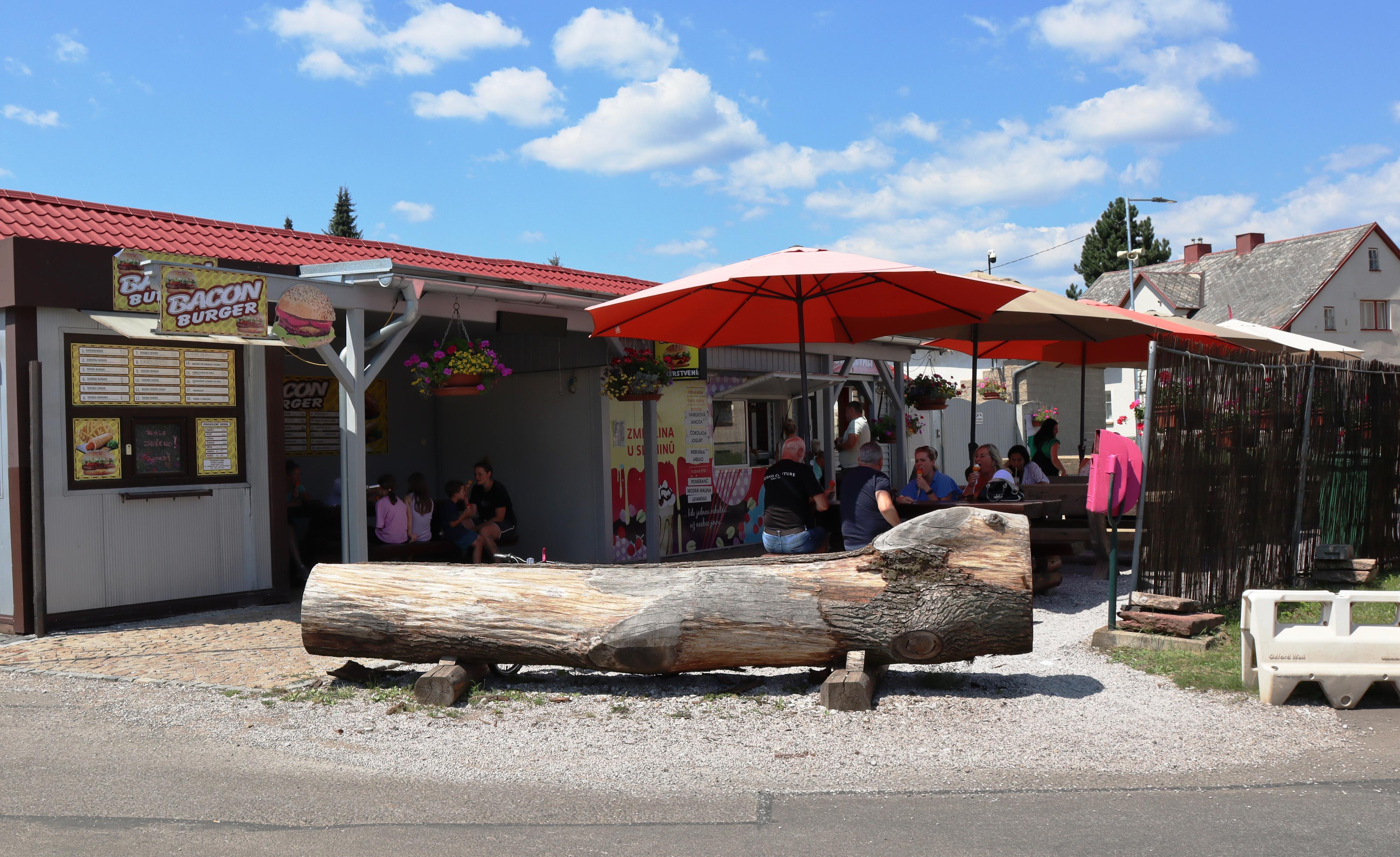 Občerstvení Mladé Buky 35 foto 3