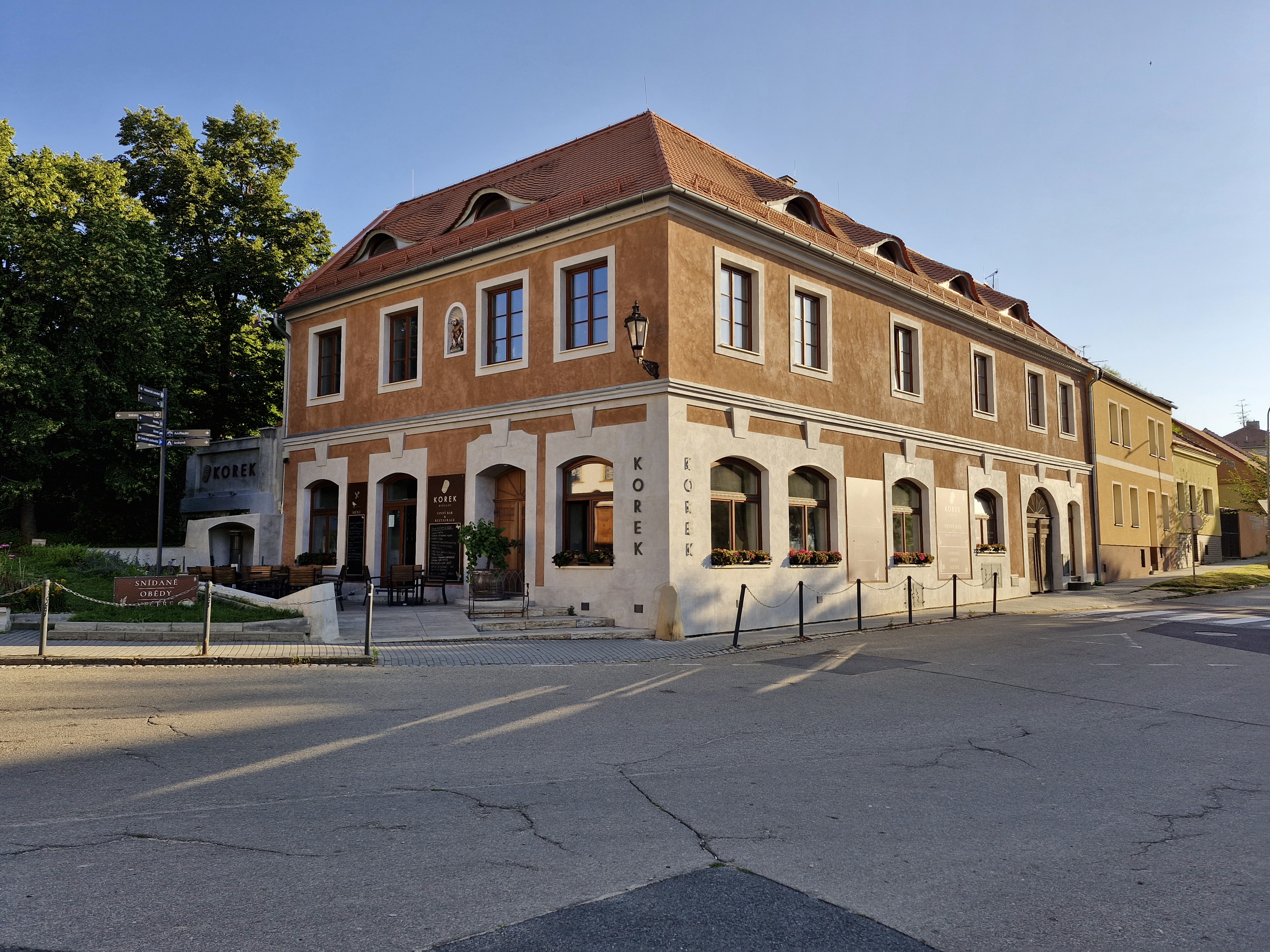 KOREK vinný bar & bistro foto 3
