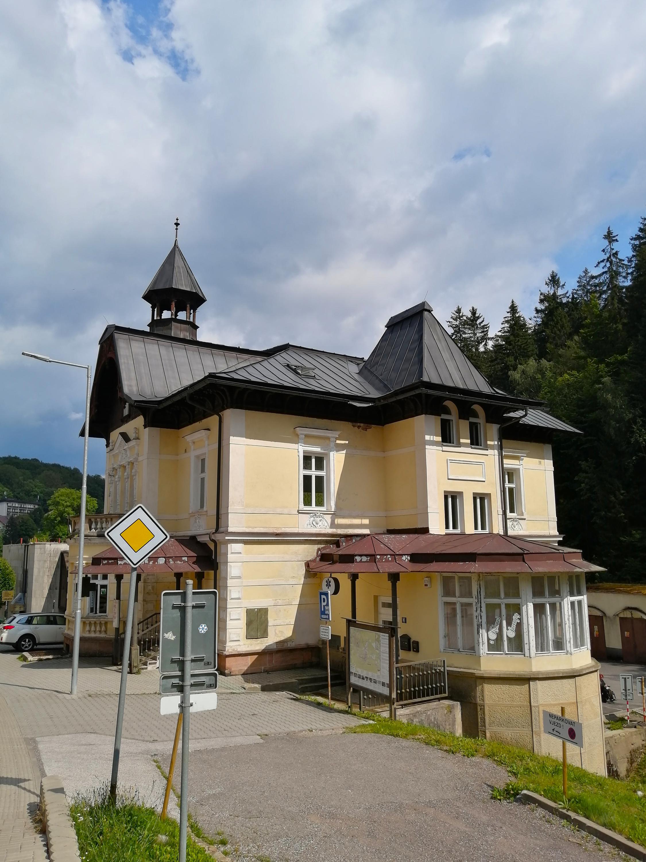 Lékárna v Janských Lázních foto 5