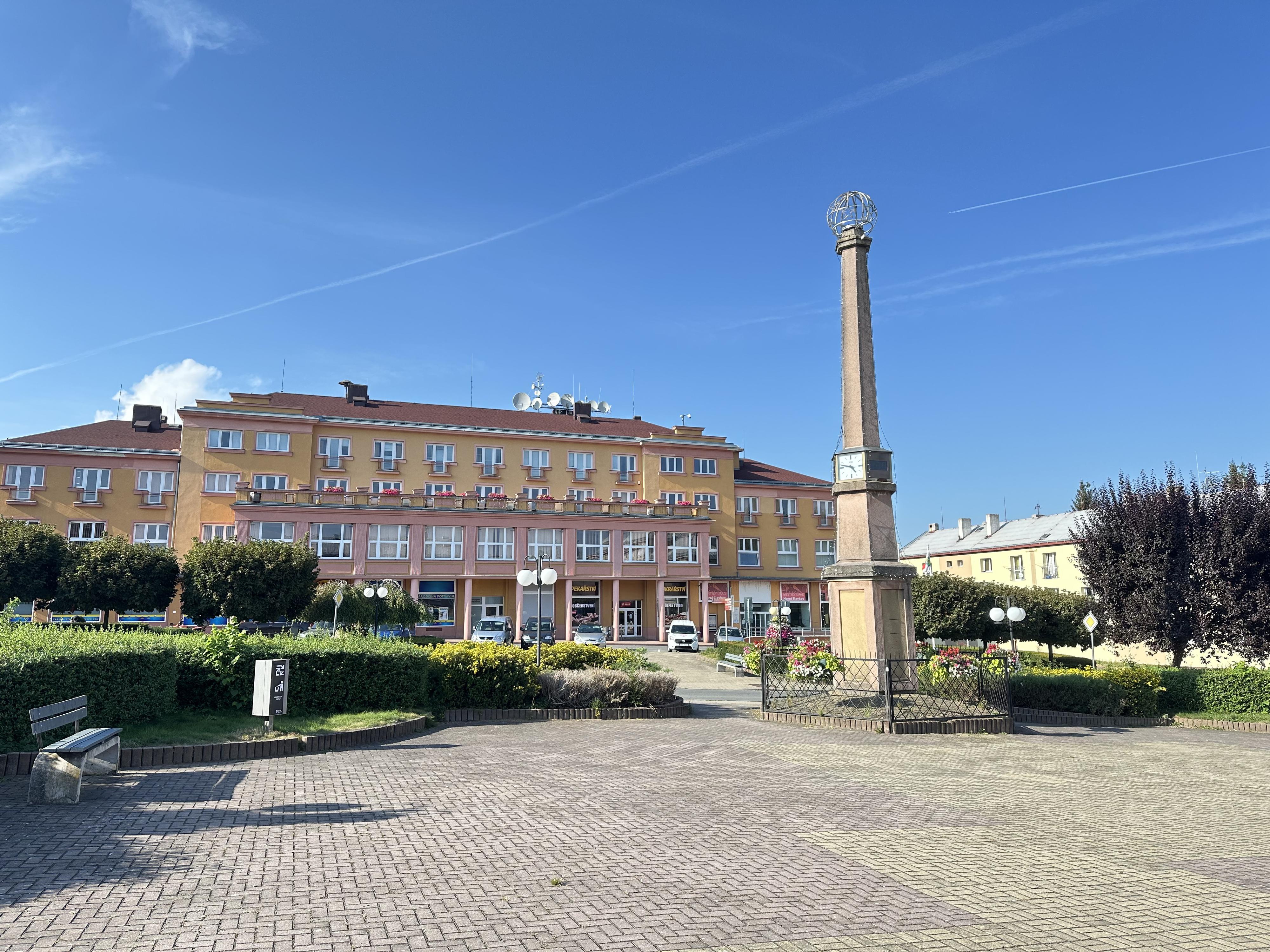 Horní Slavkov - městský úřad foto 3