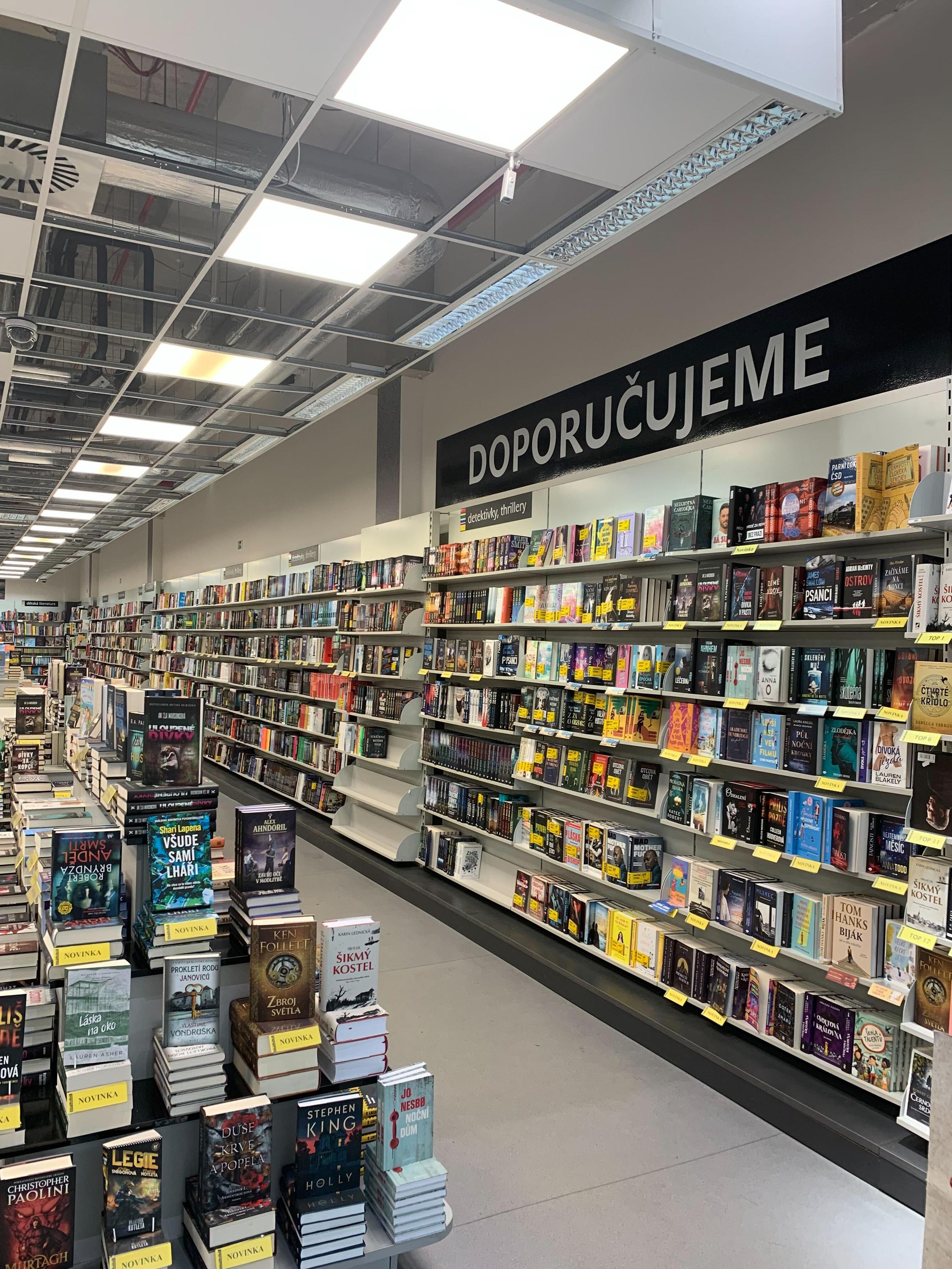 KNIHY DOBROVSKÝ foto 4