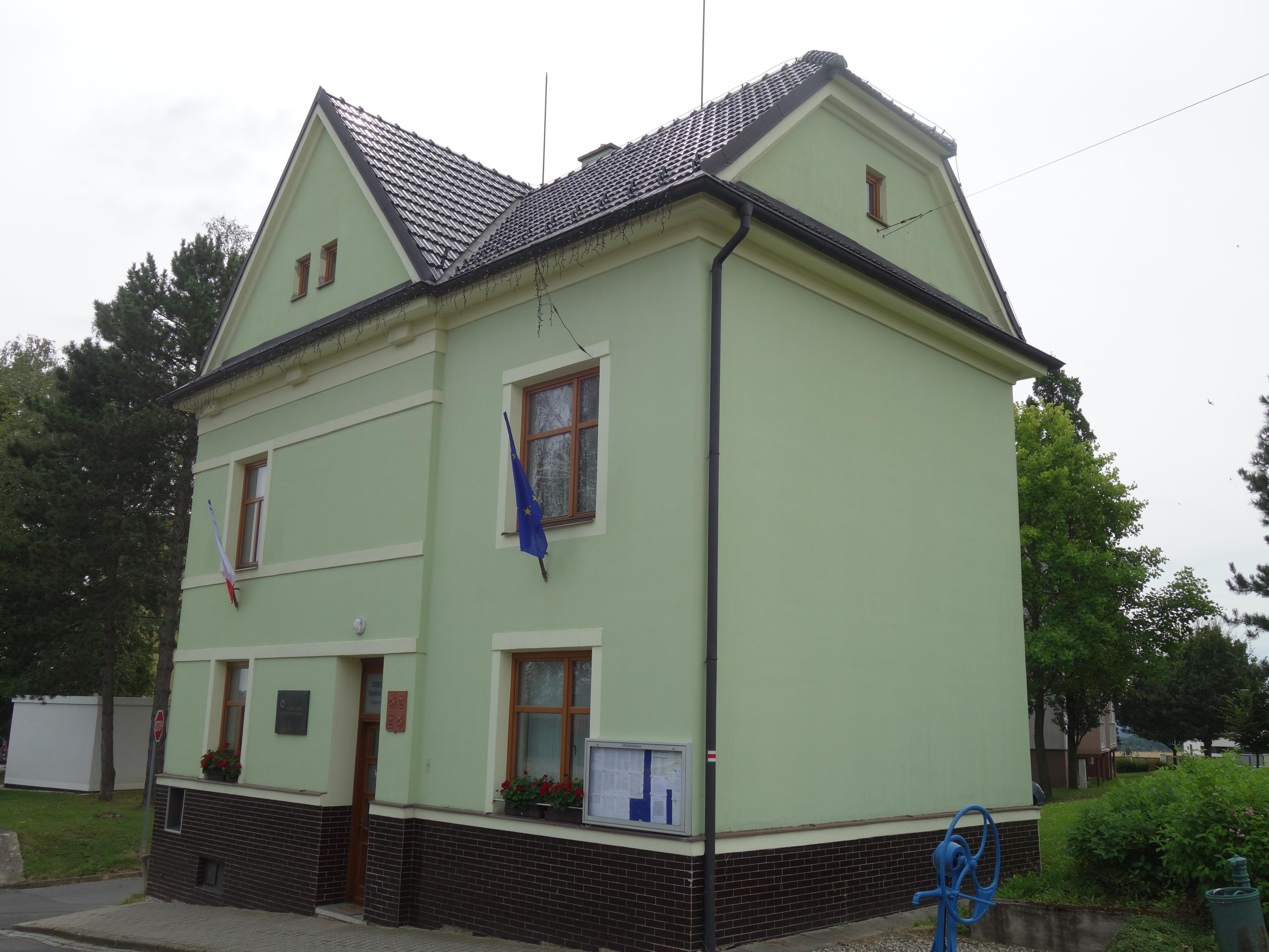 Teplice nad Bečvou - obecní úřad foto 1