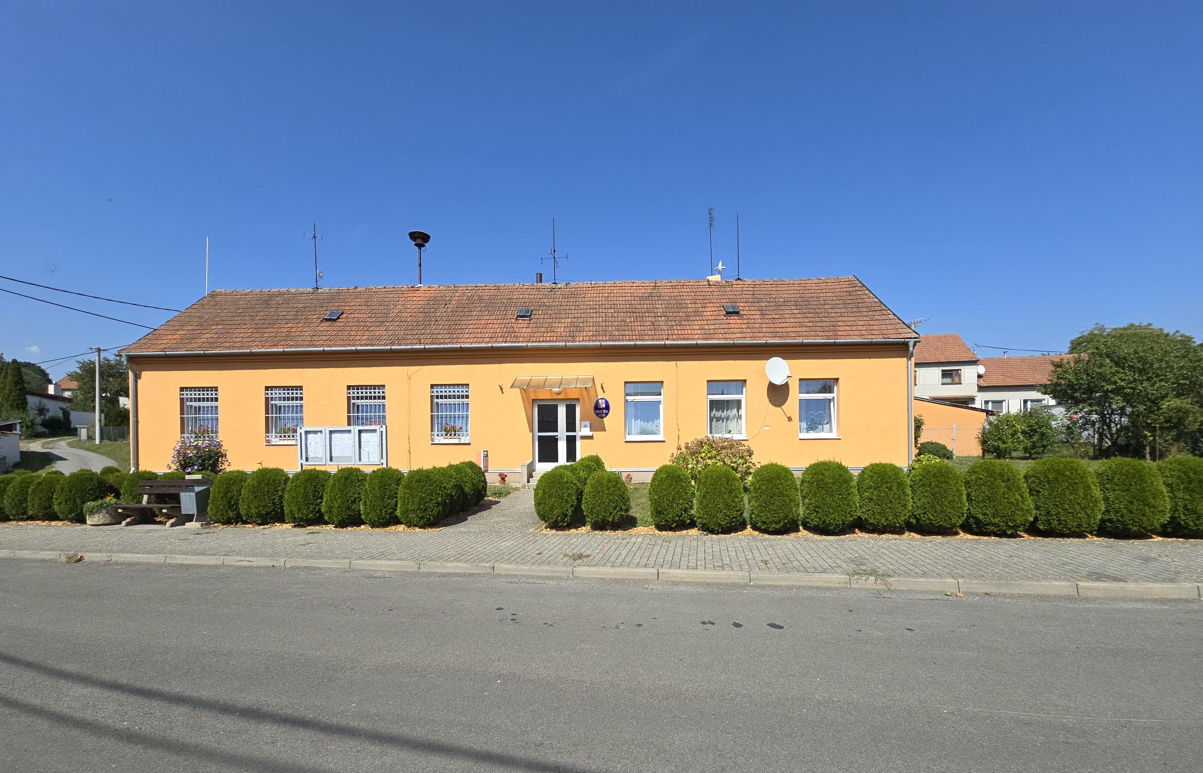 Obecní knihovna Stínava foto 2