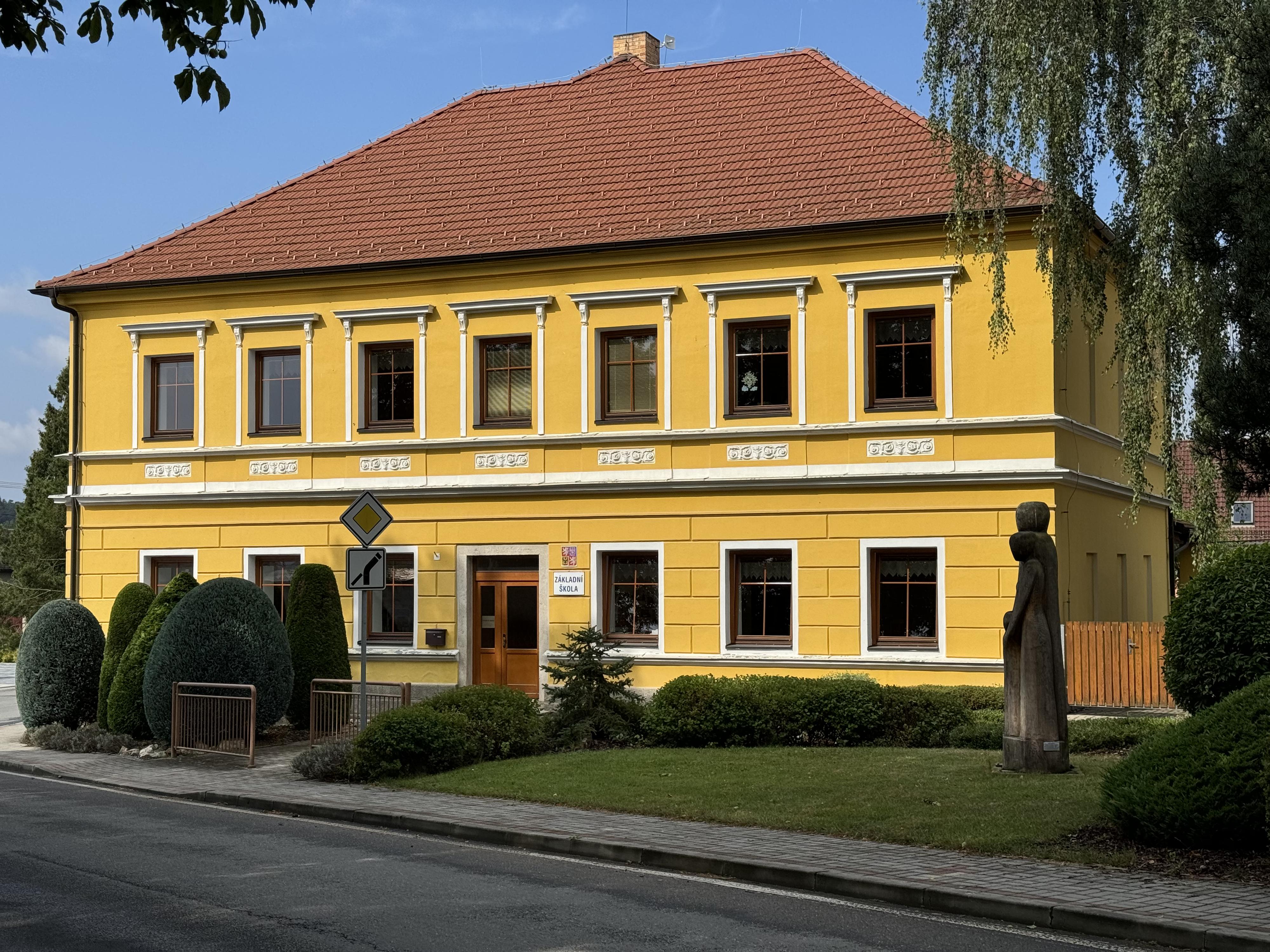 ZŠ a MŠ Želeč foto 6