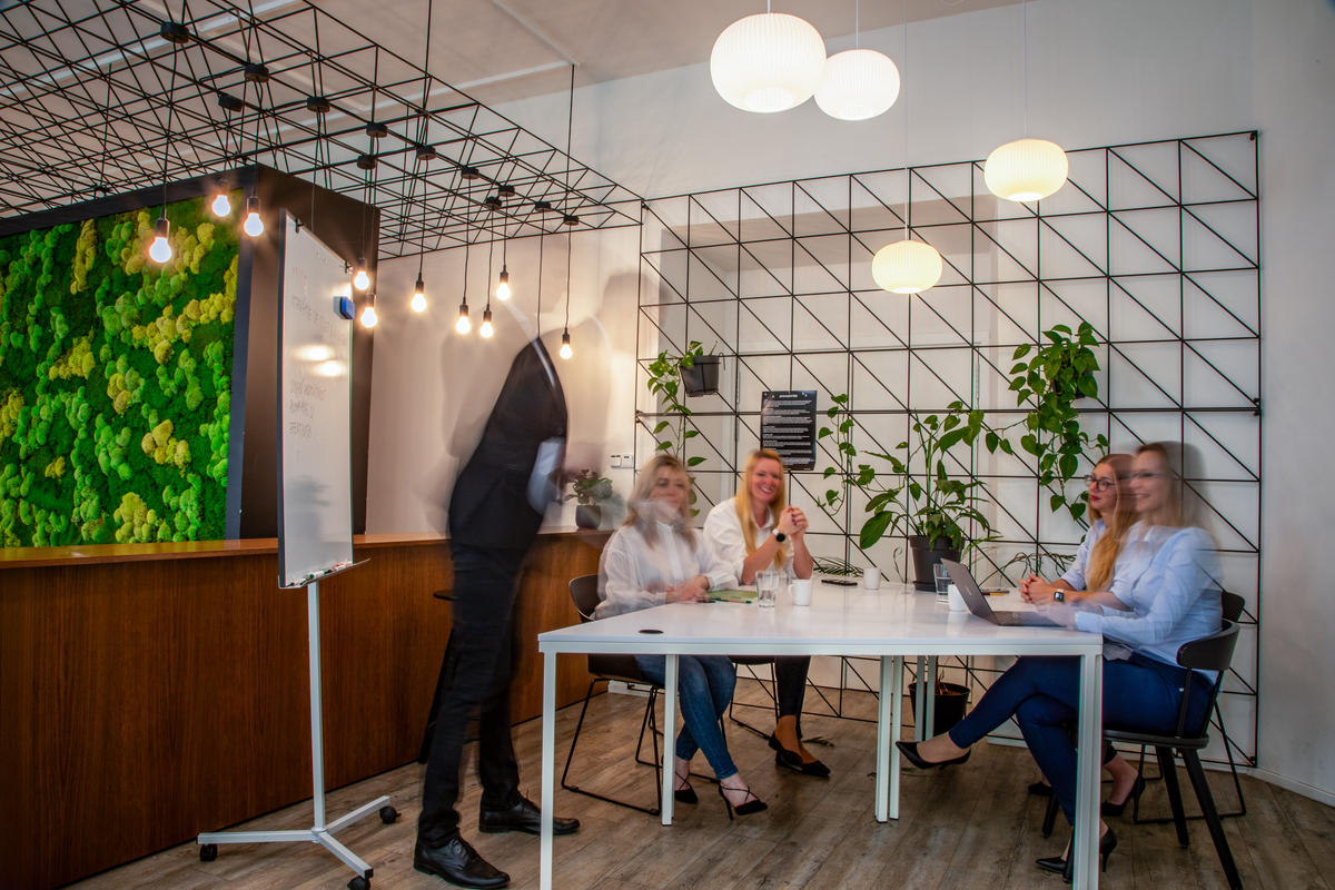 ANVERON spol. s r. o. - realitní kancelář, KUZO Partners