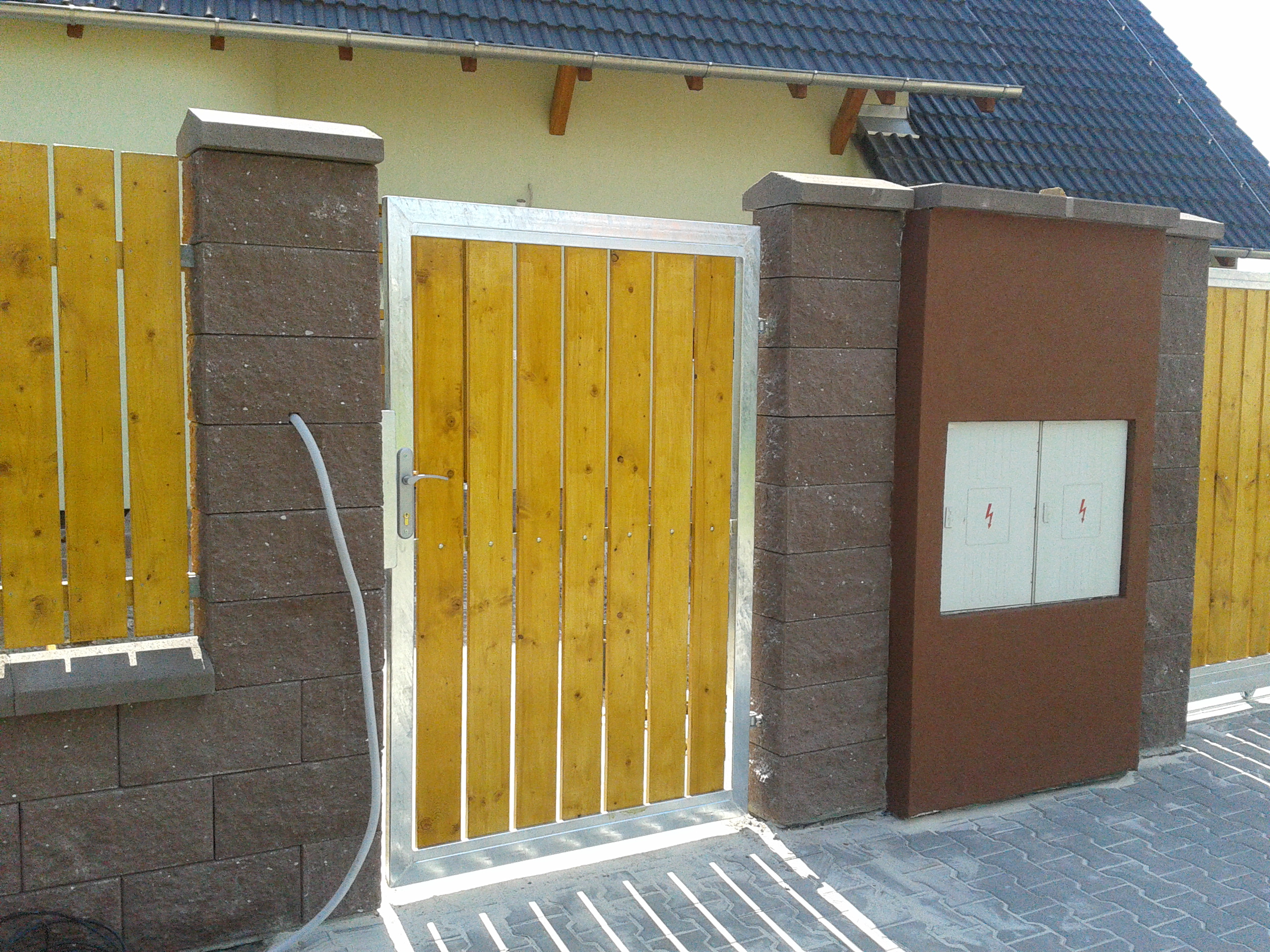 ZÁMEČNICTVÍ ZNÁŠIK - Grily JOSKA foto 4