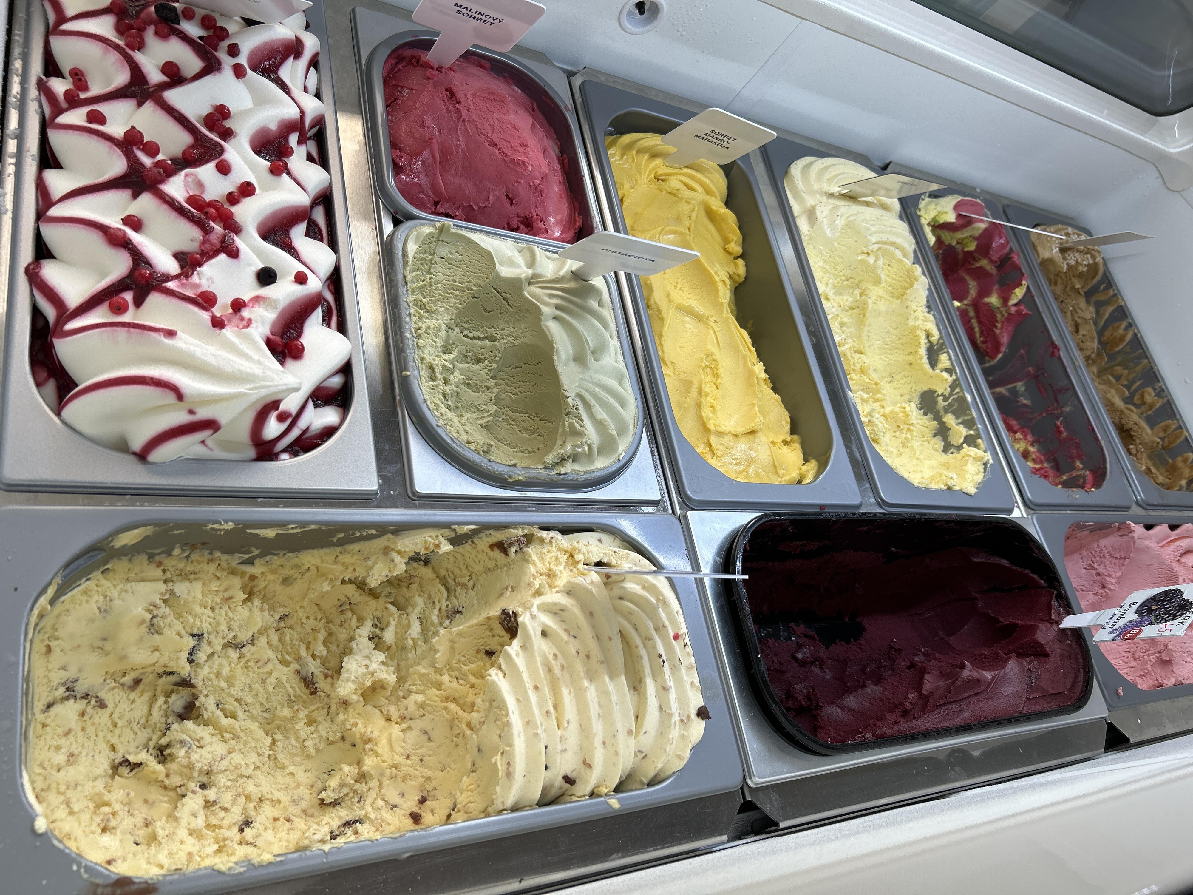 Óda na radost - klubová kavárna foto 5