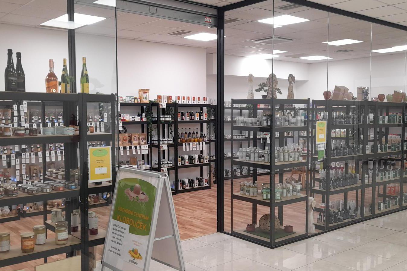 Obchodní centrum Klobouček