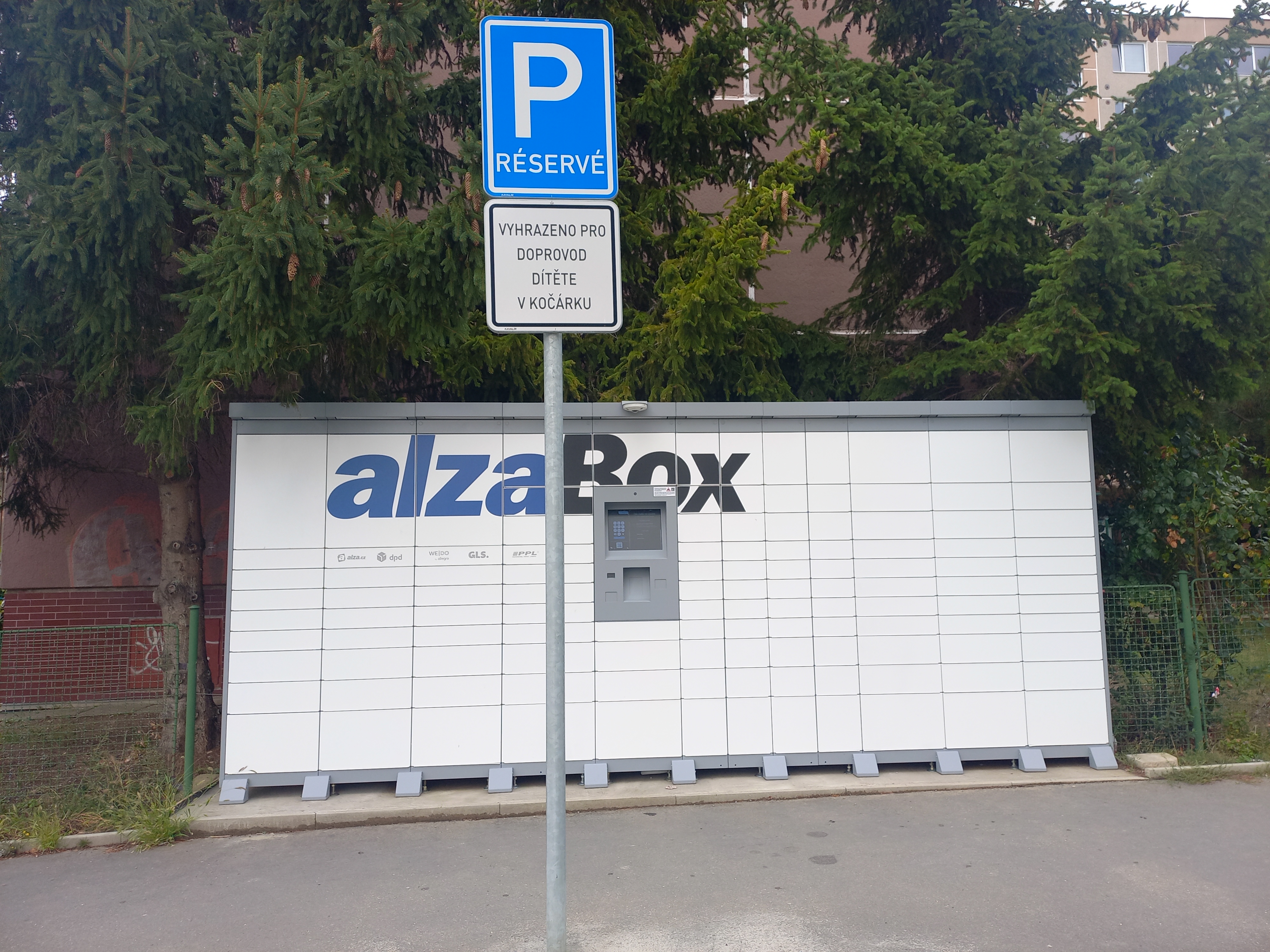 AlzaBox