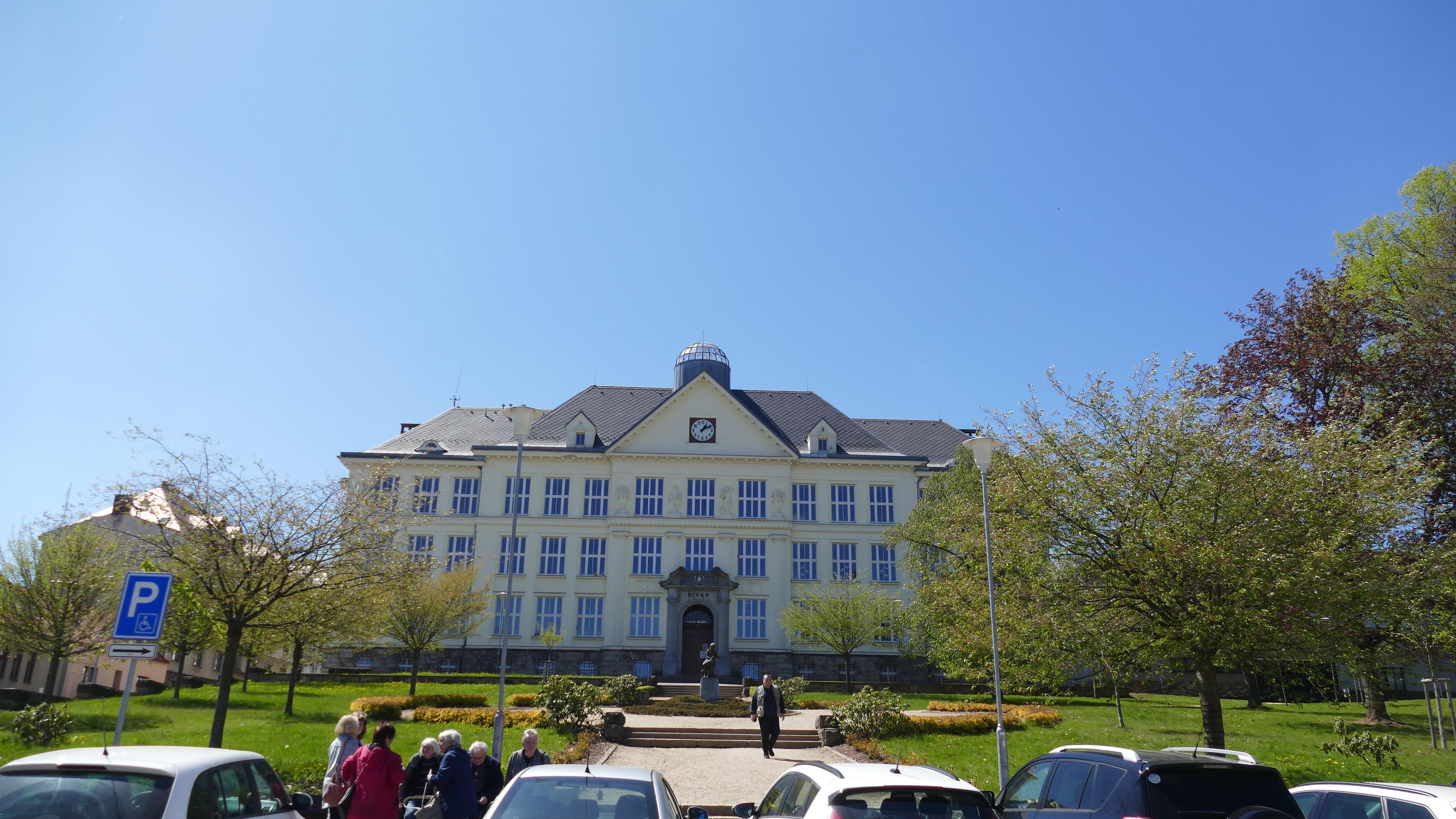 ZŠ T.G. Masaryka Lomnice nad Popelkou foto 4