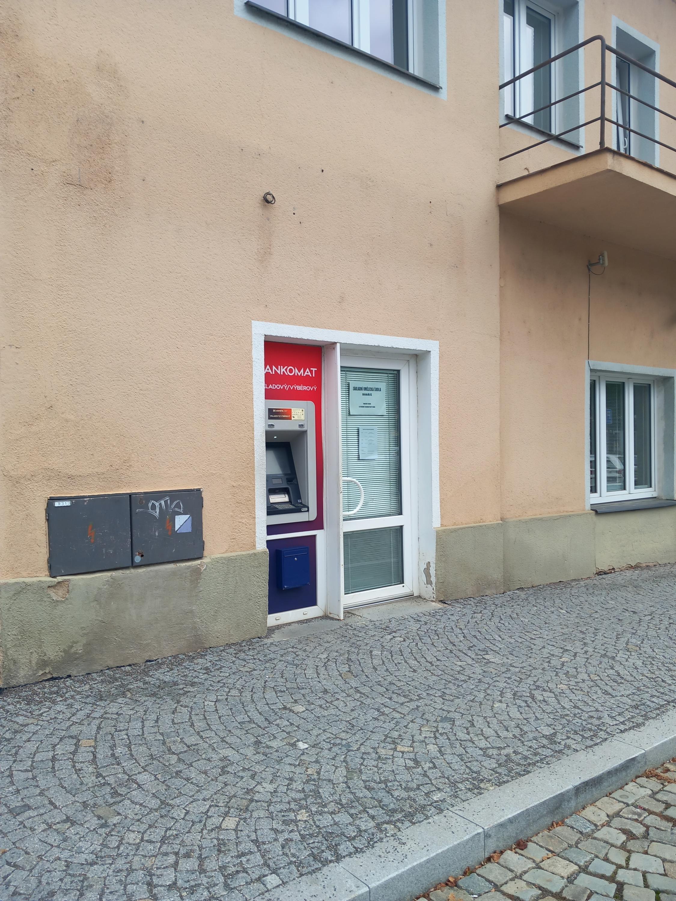 Bankomat MONETA Money Bank vkladový foto 2