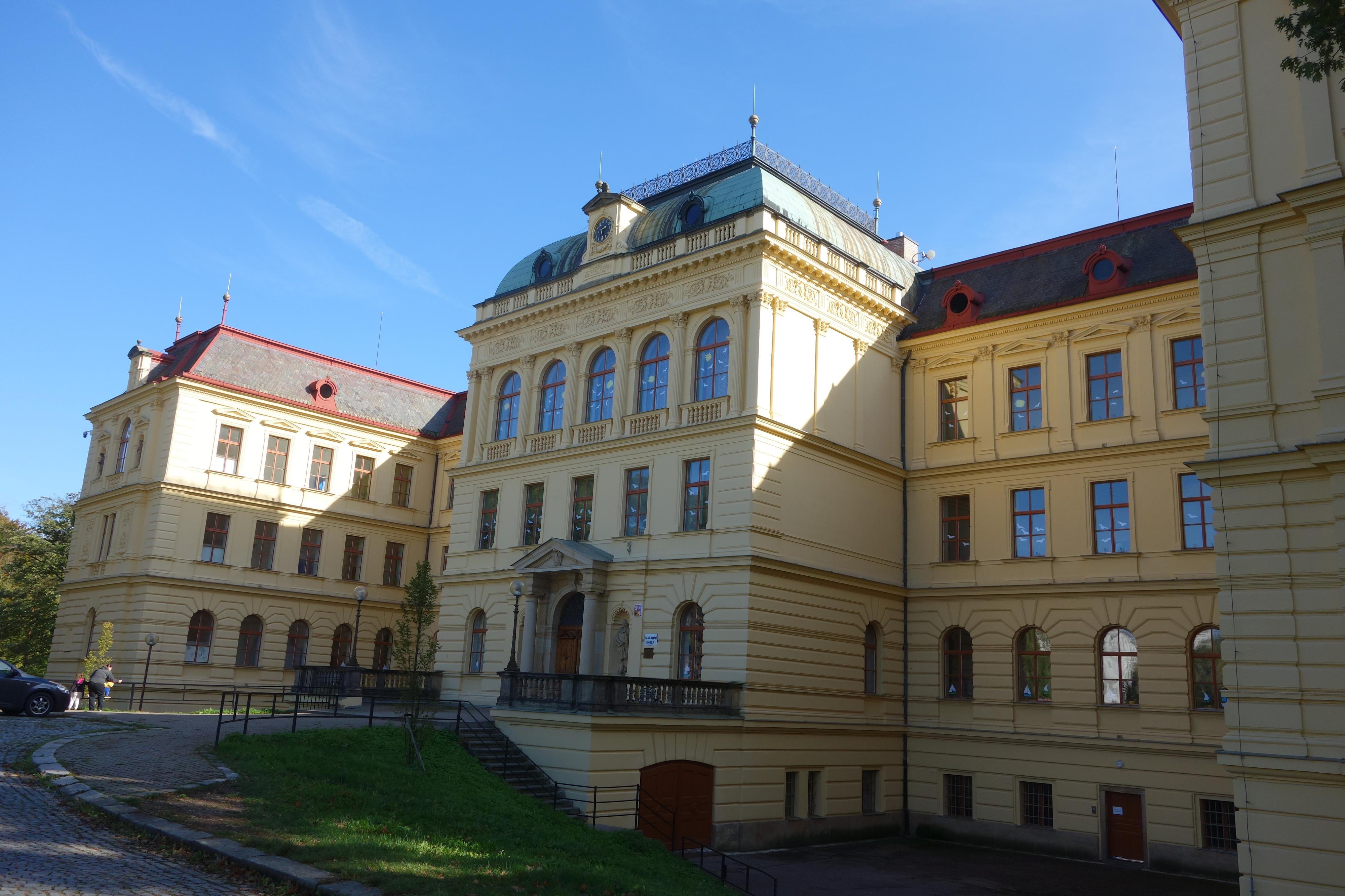 ZŠ Jaroměř, Na Ostrově foto 4