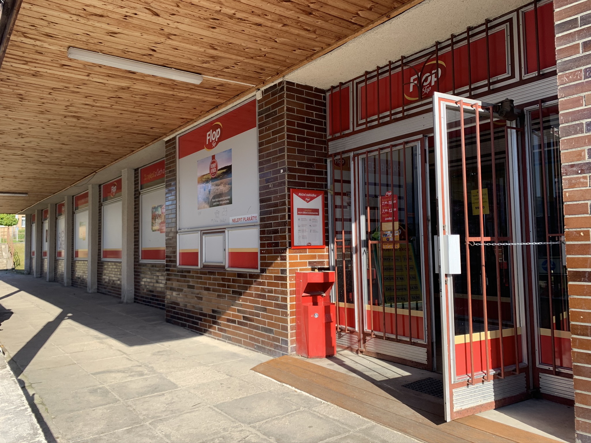 Flop Top 24/7 foto 1