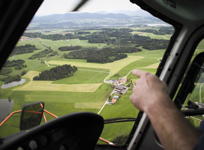 SKY PARTNER - vyhlídkové lety foto 4