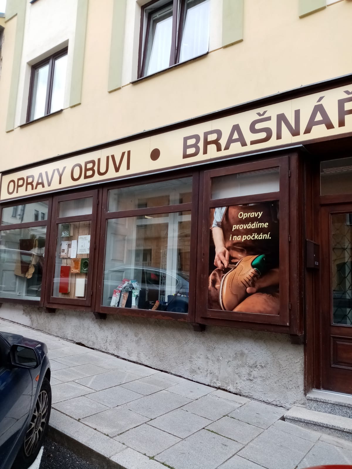 Opravy Obuvi a Brašnářství - Jan Ondráček foto 3