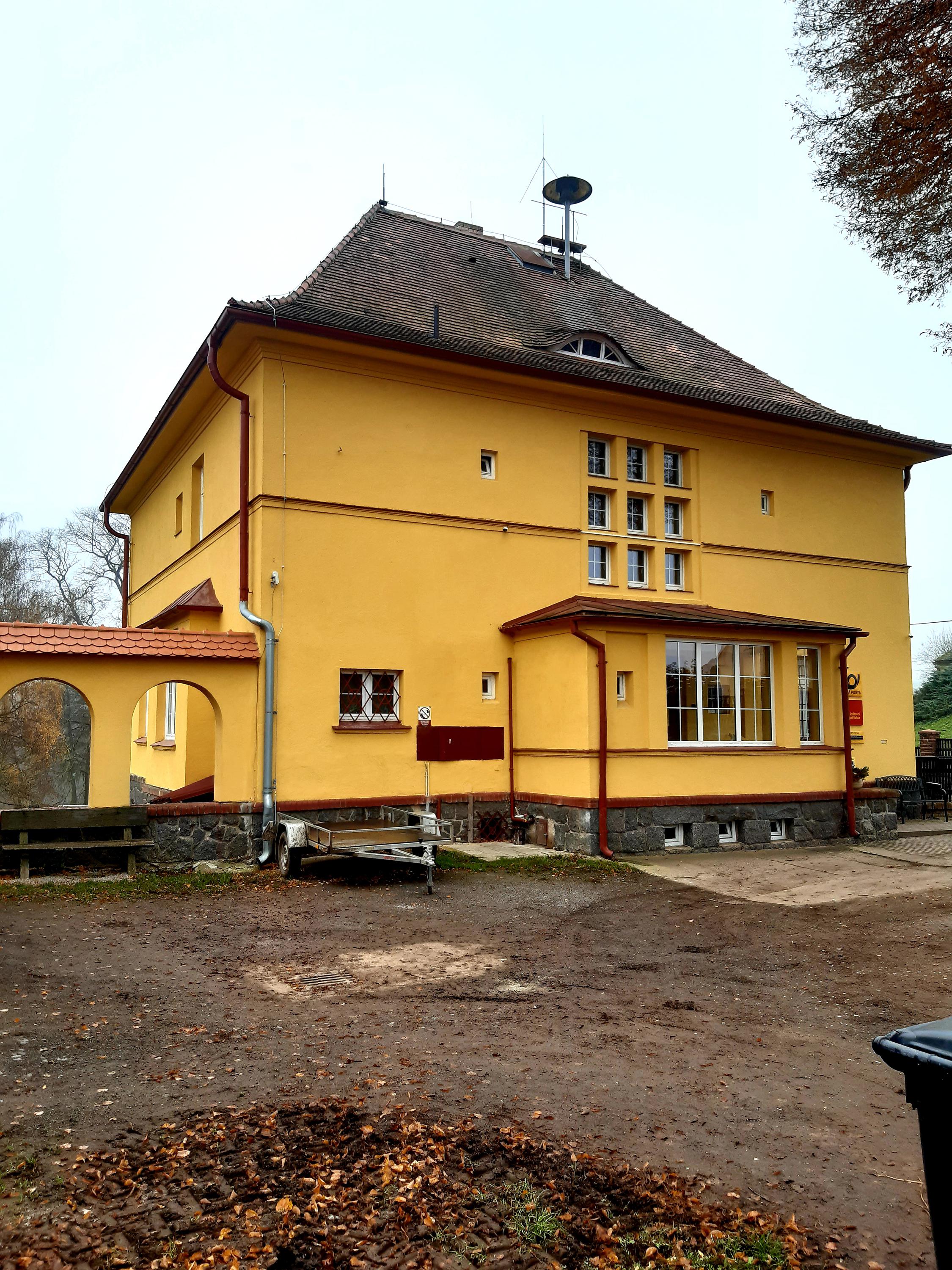 Petrohrad - obecní úřad foto 6