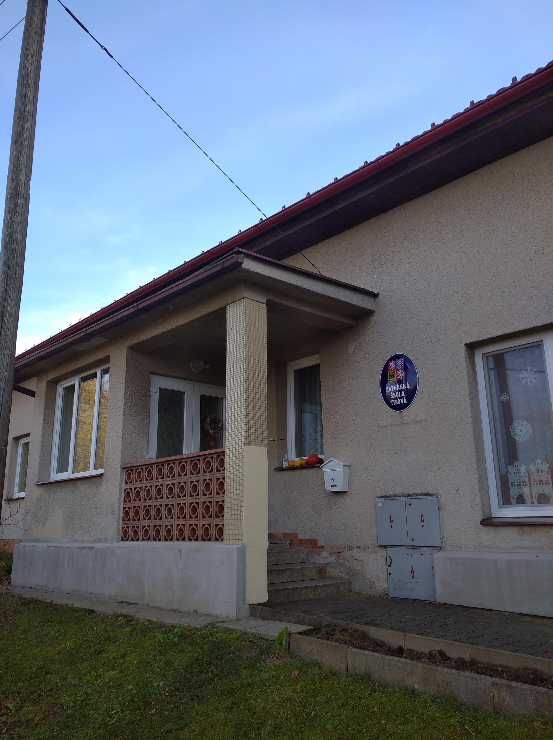 ZŠ a MŠ Tisová foto 2