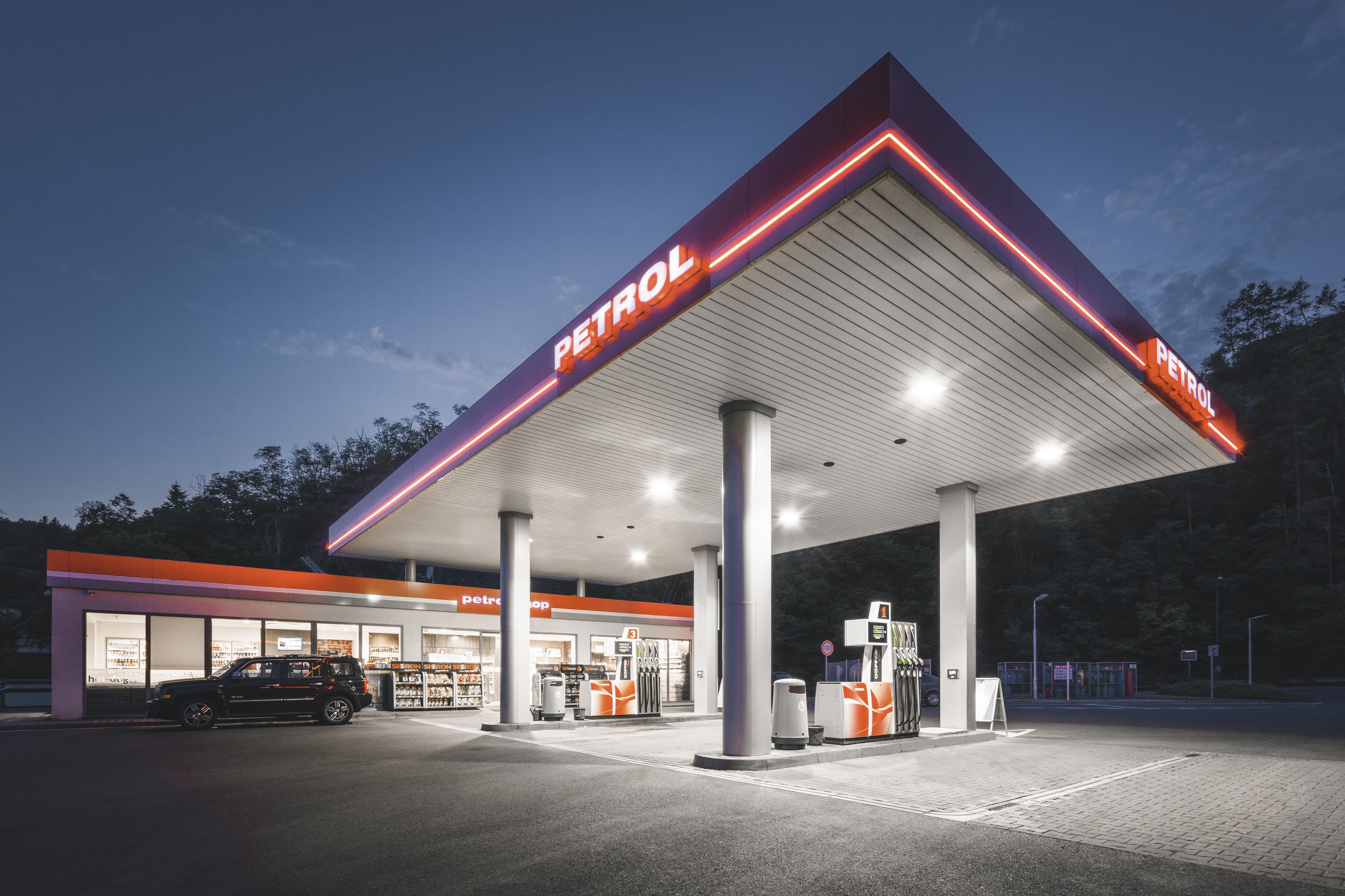 PETROL foto 5