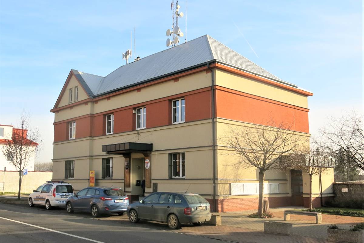 Mratín - obecní úřad