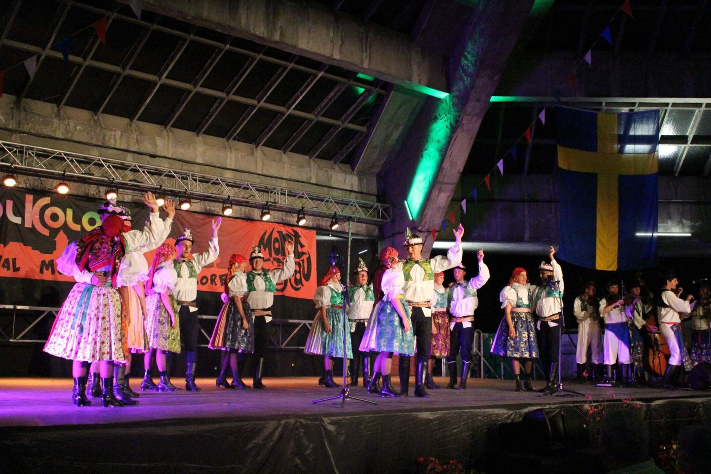 Soubor lidových písní a tanců Žerotín