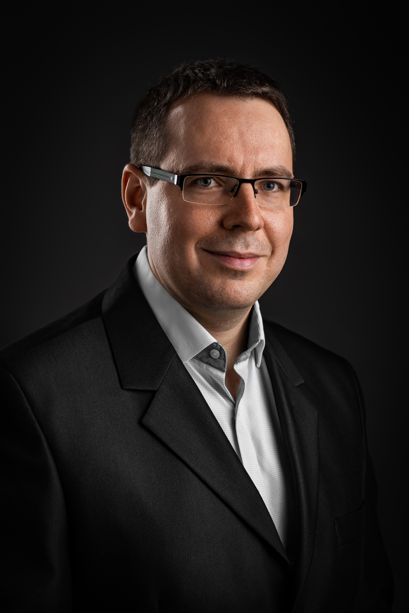 Ondra Budka - svatební a portrétní fotograf foto 4