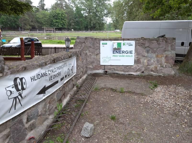 Nabíjecí stanice Penzion Pod Kunětickou horou foto 2