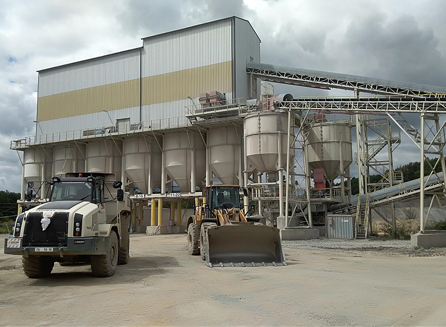 Lom - ZAPA beton foto 2