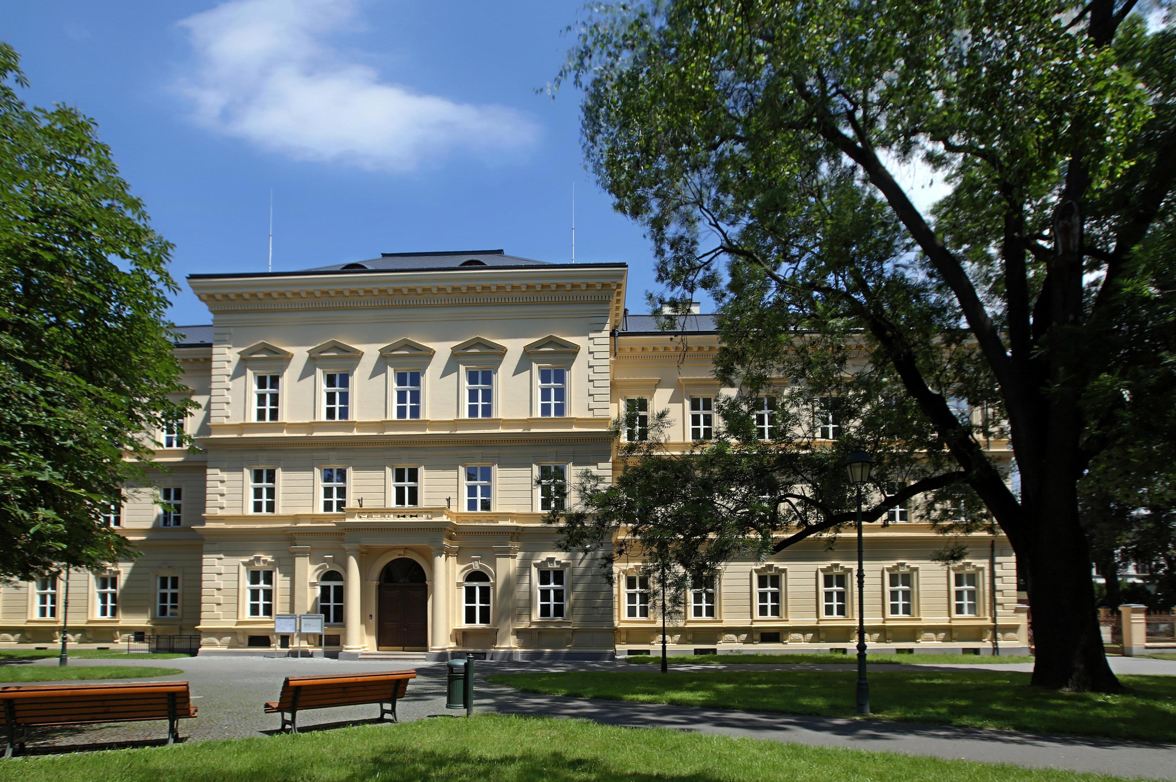 Střední škola průmyslová a umělecká, Opava, příspěvková organizace