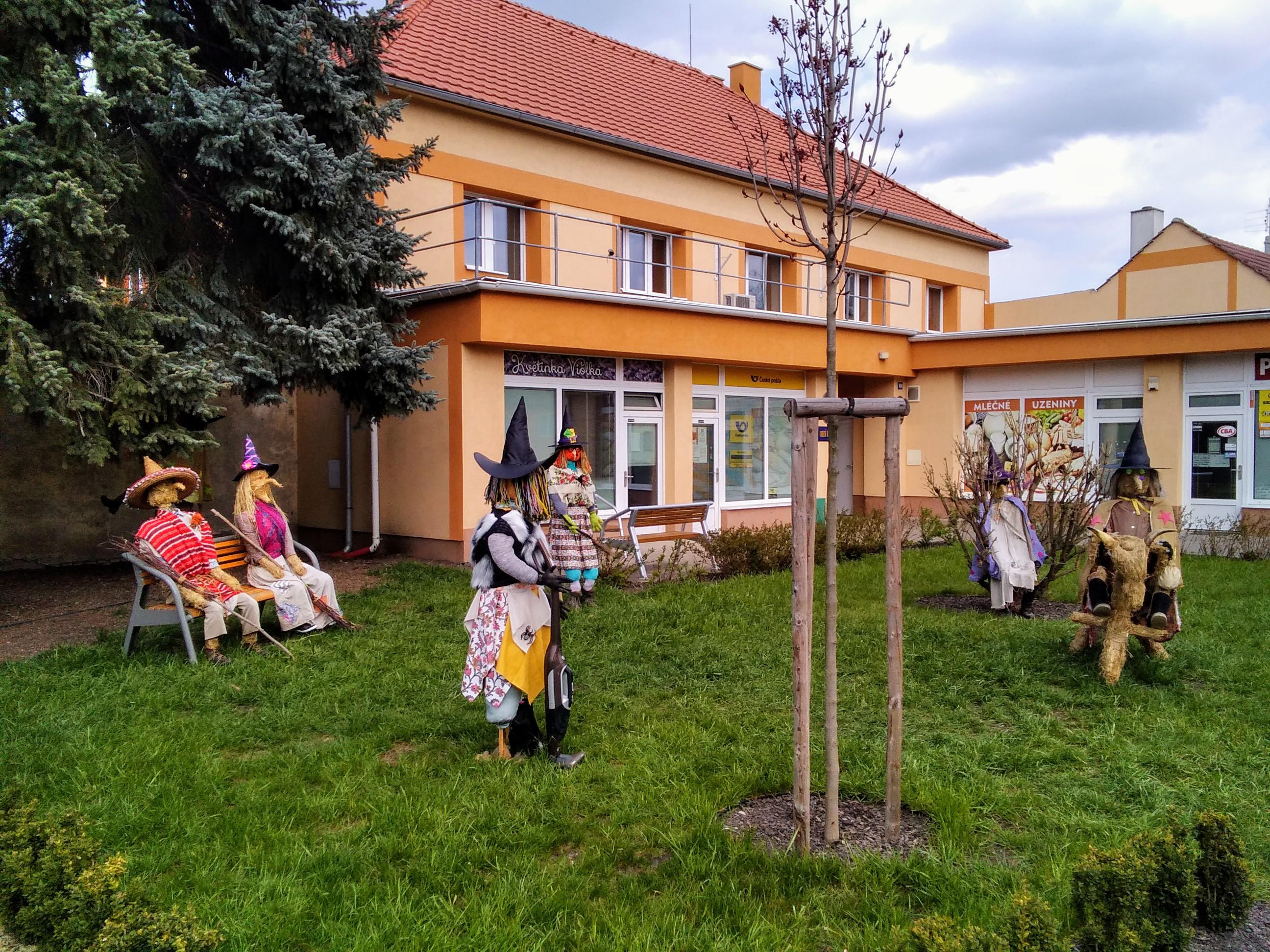 Doksany - obecní úřad foto 4