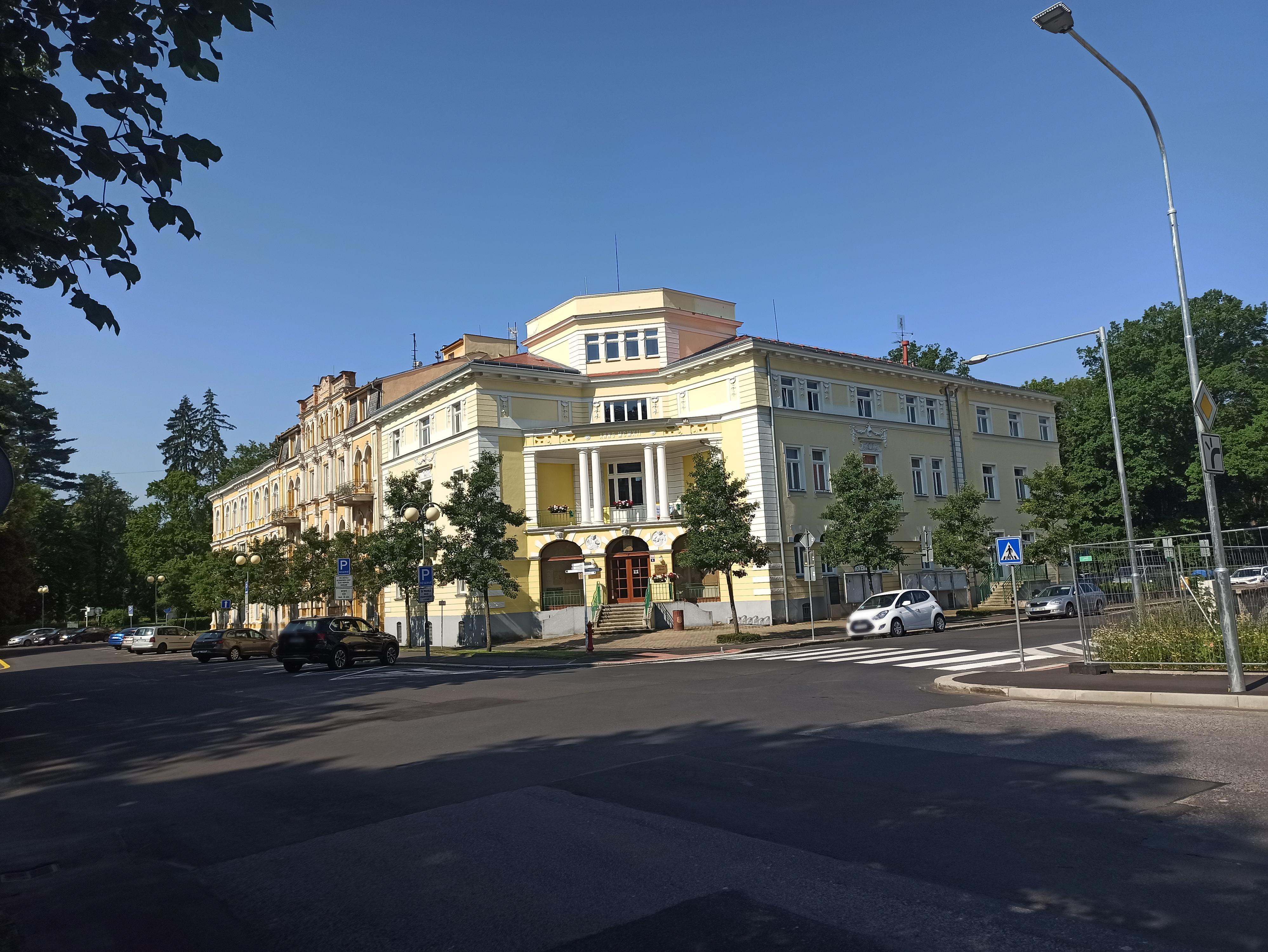 Františkovy Lázně - městský úřad foto 3