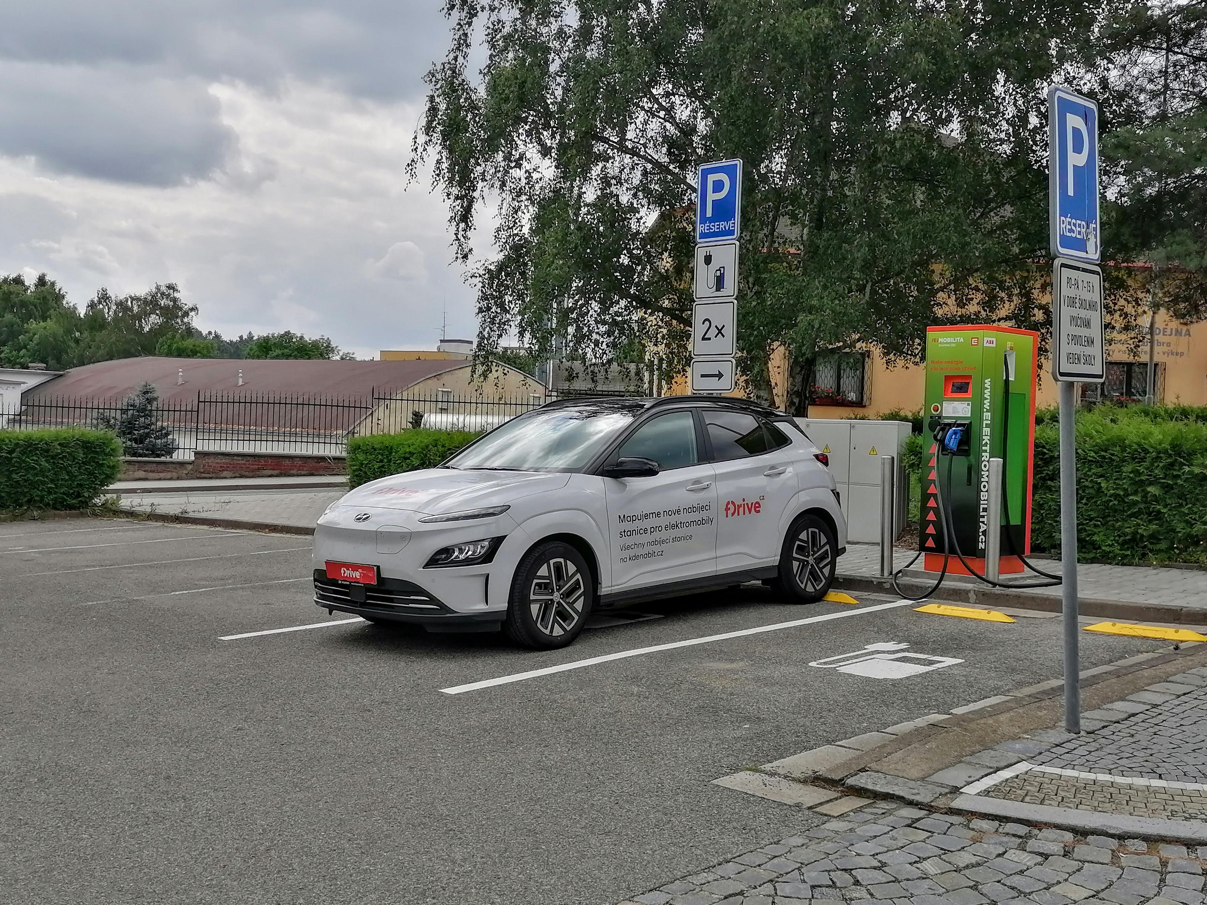 Nabíjecí stanice ČEZ