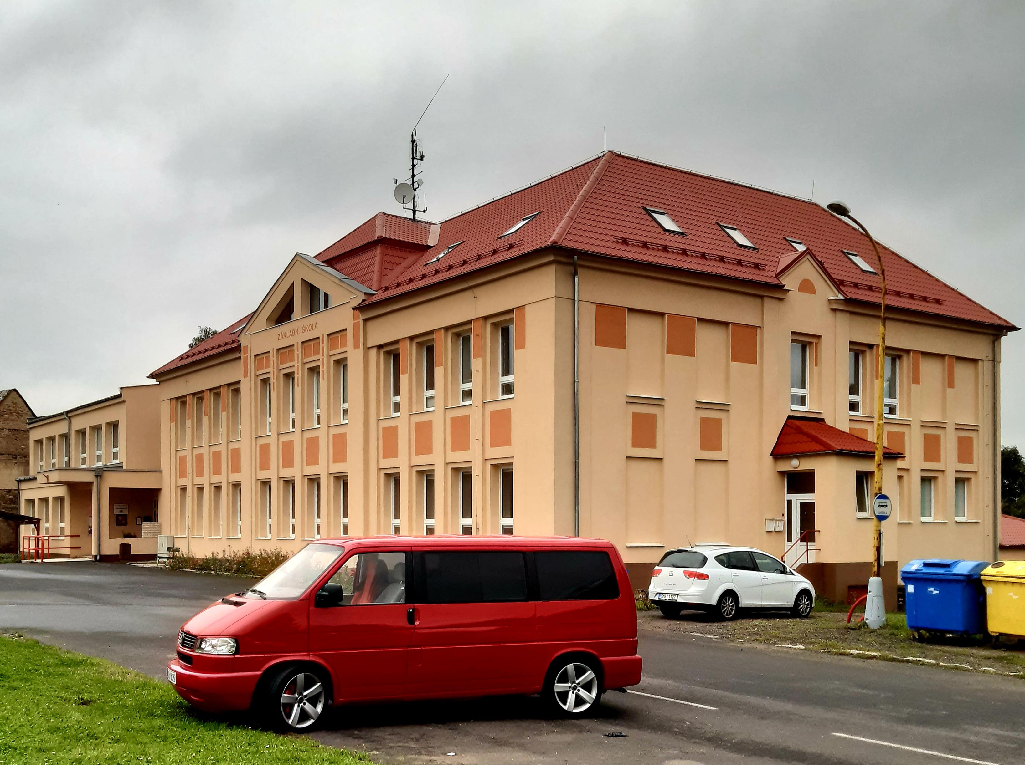 ZŠ a MŠ Hora Svaté Kateřiny foto 2