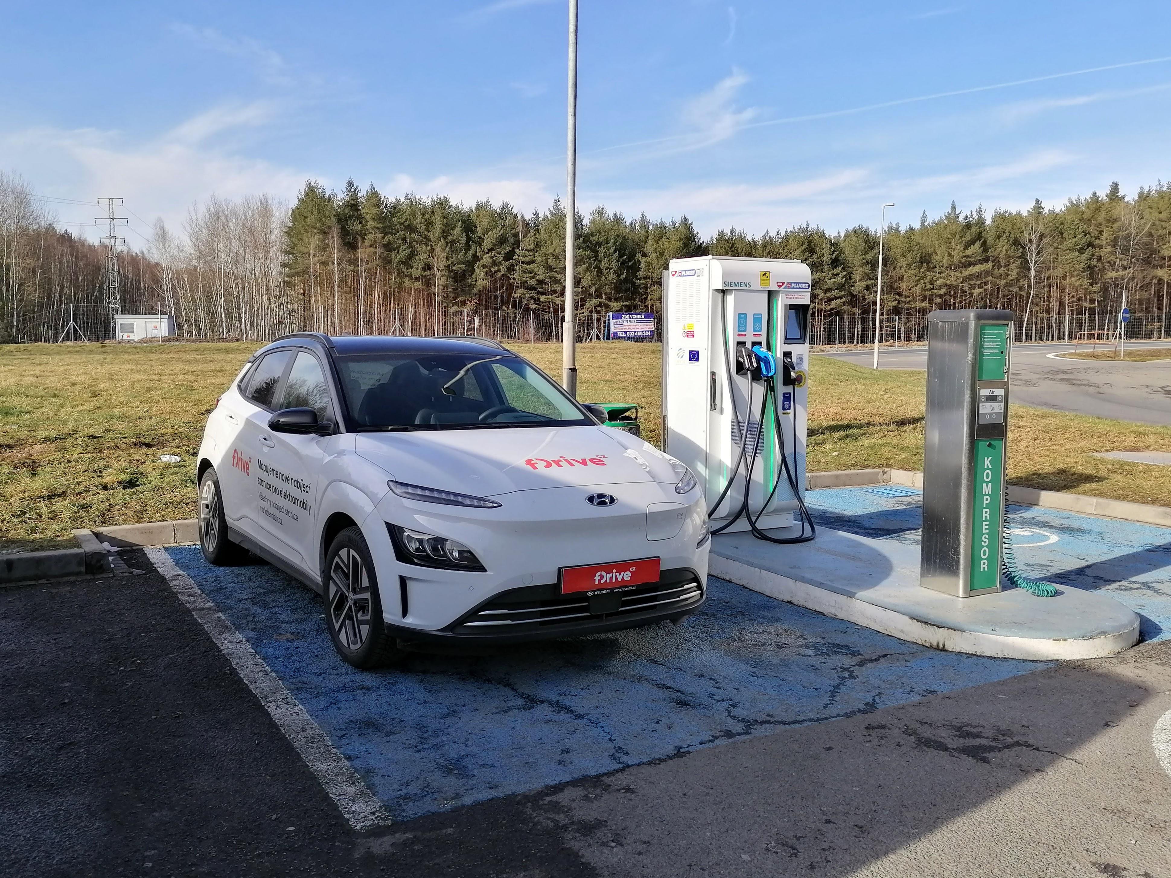 MOL - Nabíjecí stanice