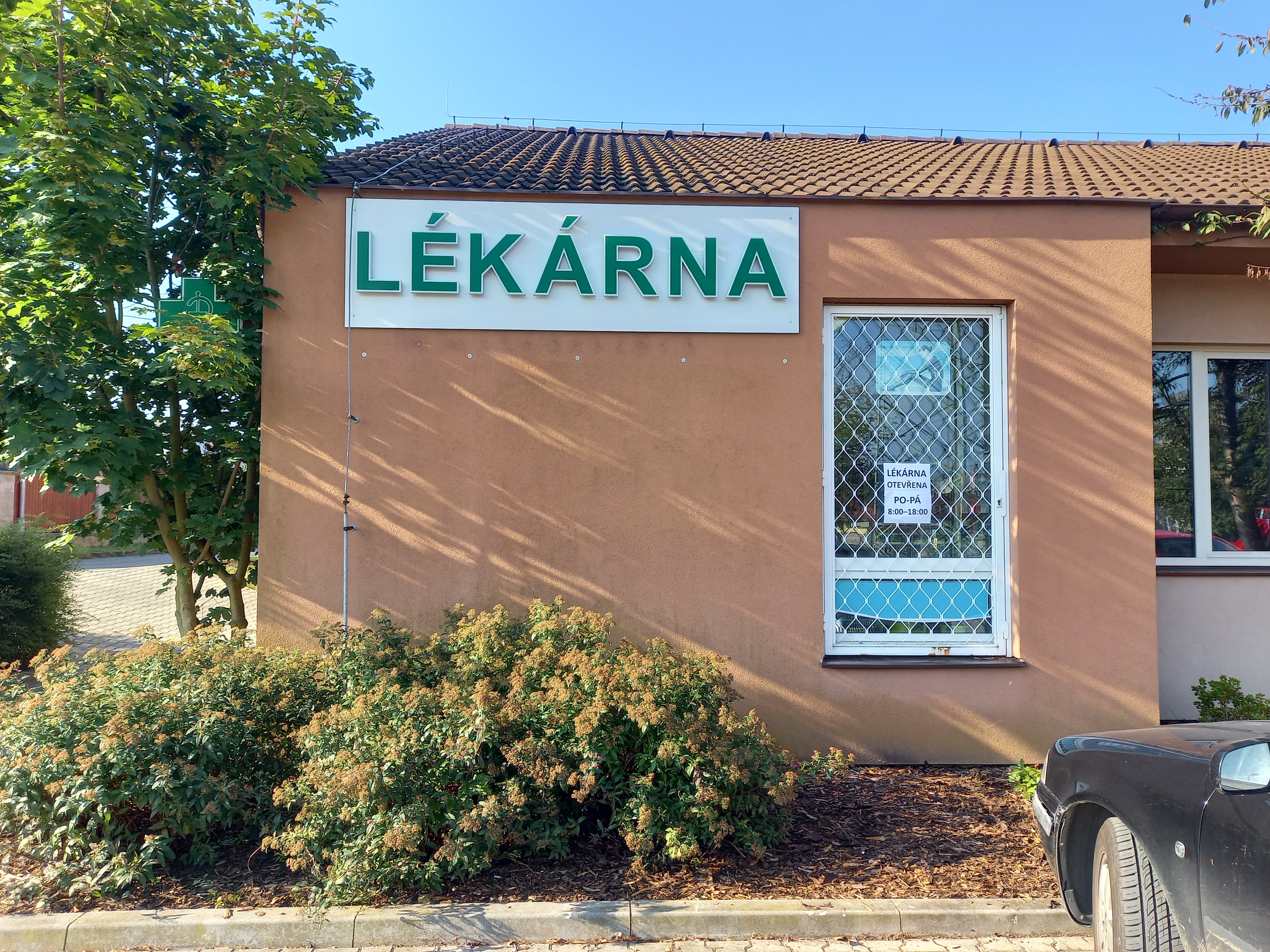 Lékarná Vrané foto 2