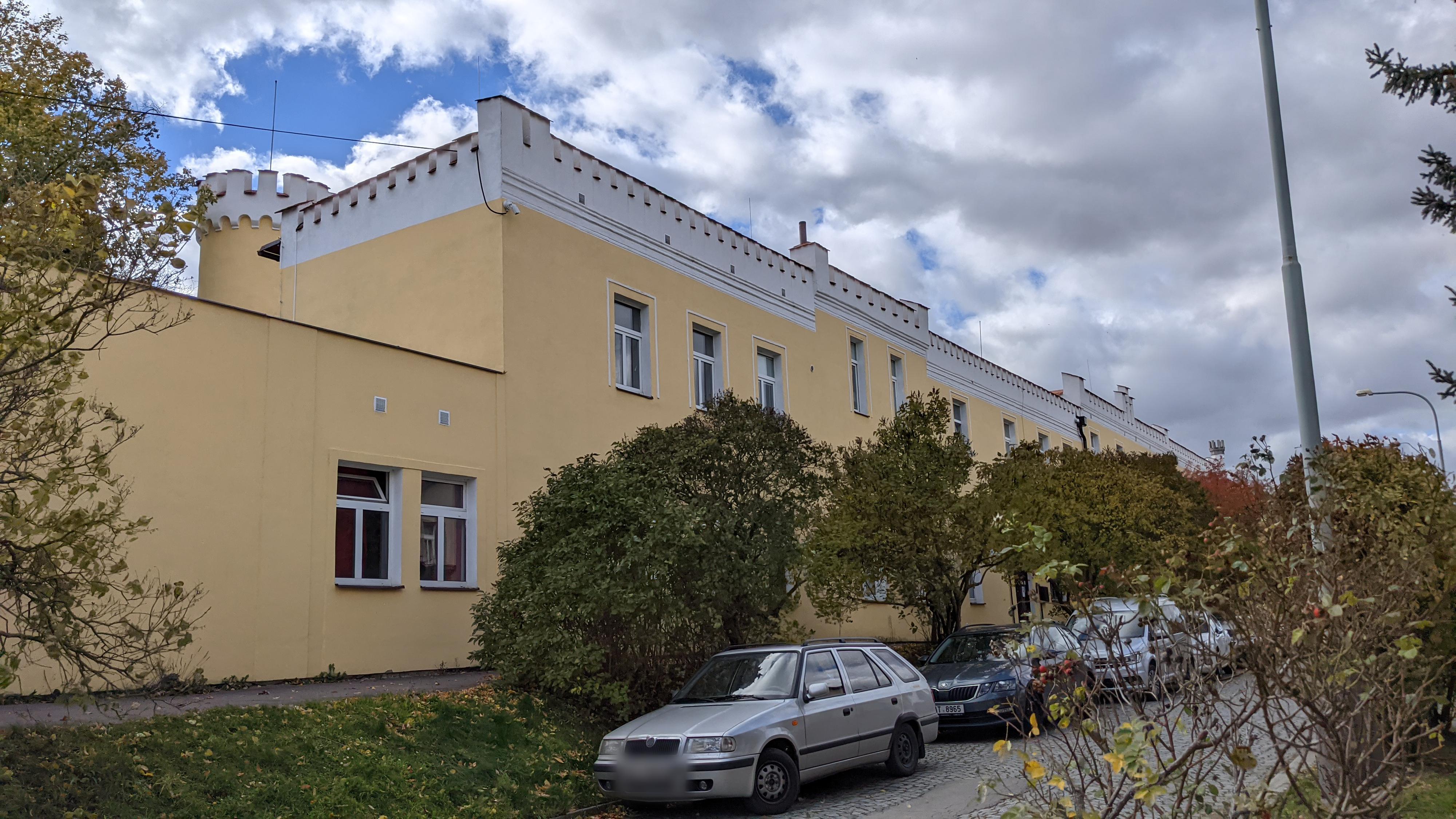 Střední škola a vyšší odborná škola umělecká a řemeslná foto 4