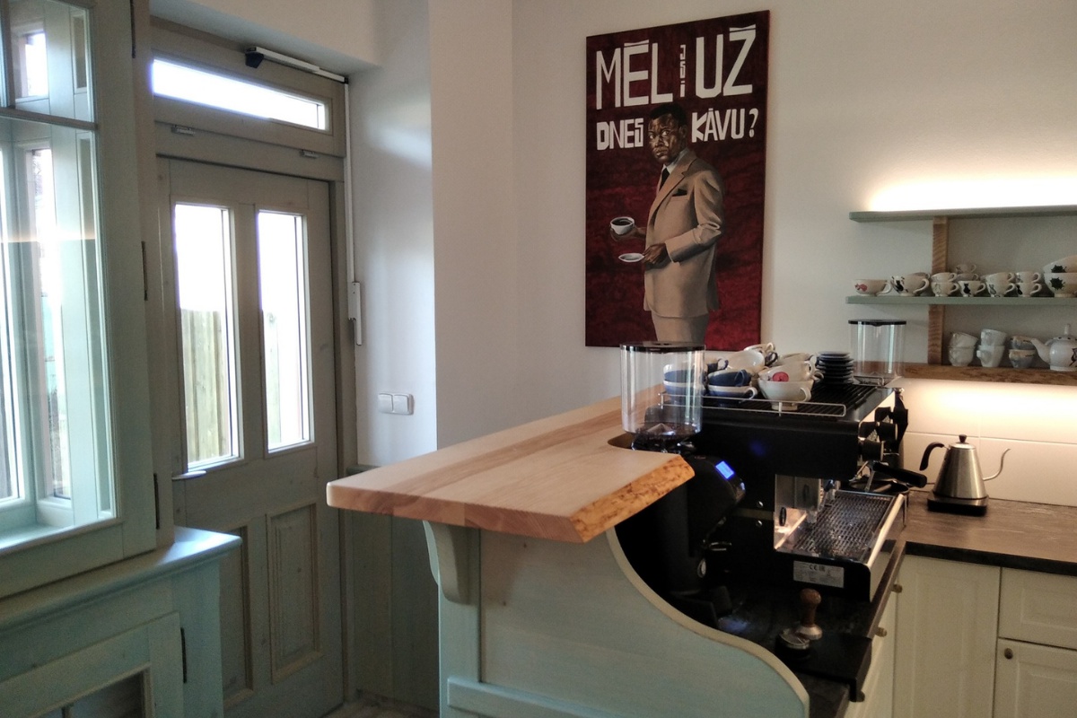 Kavárna a čajovna V Kaštanech foto 2