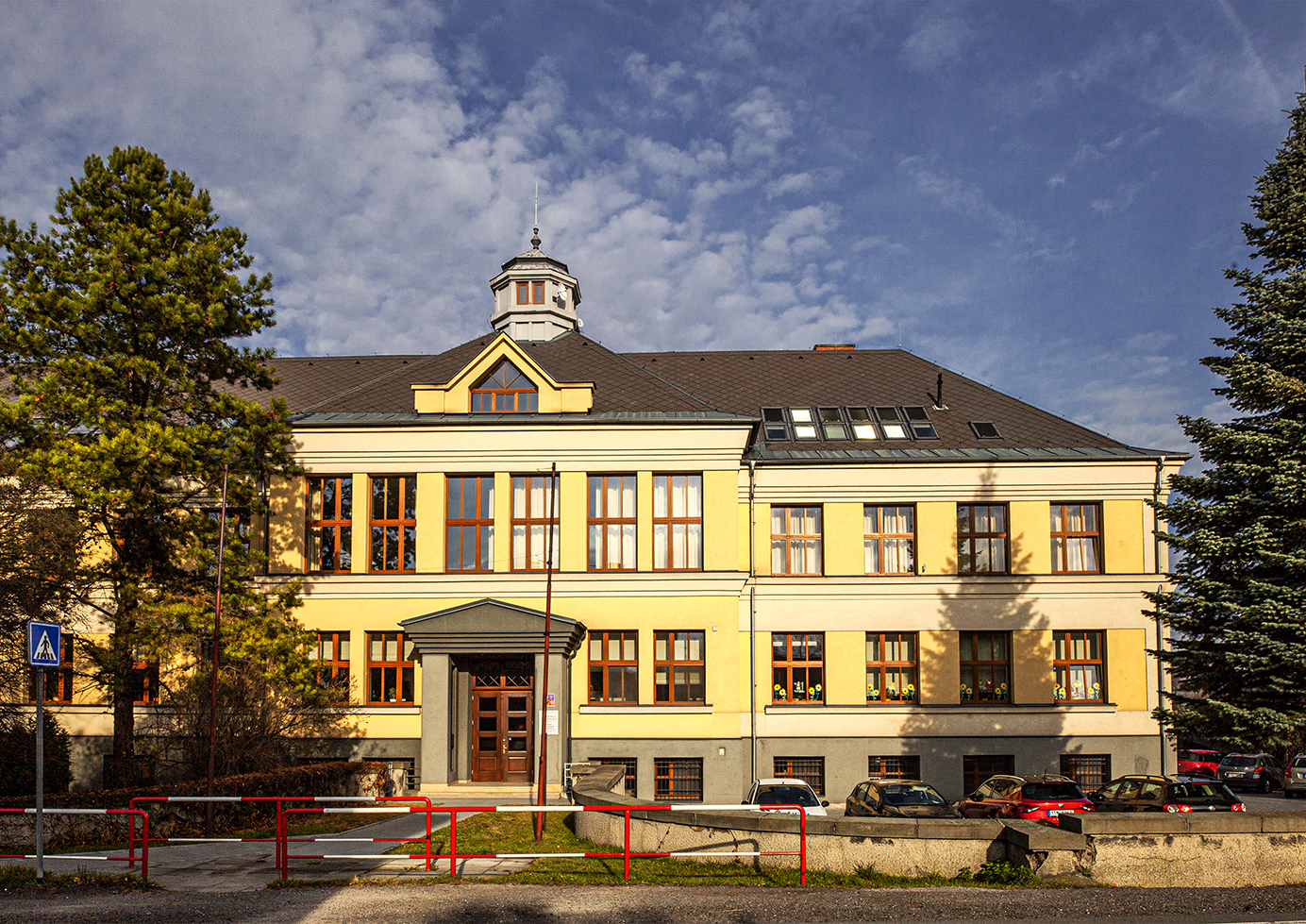 ZŠ a MŠ s polským jazykem vyučovacím Horní Suchá foto 2